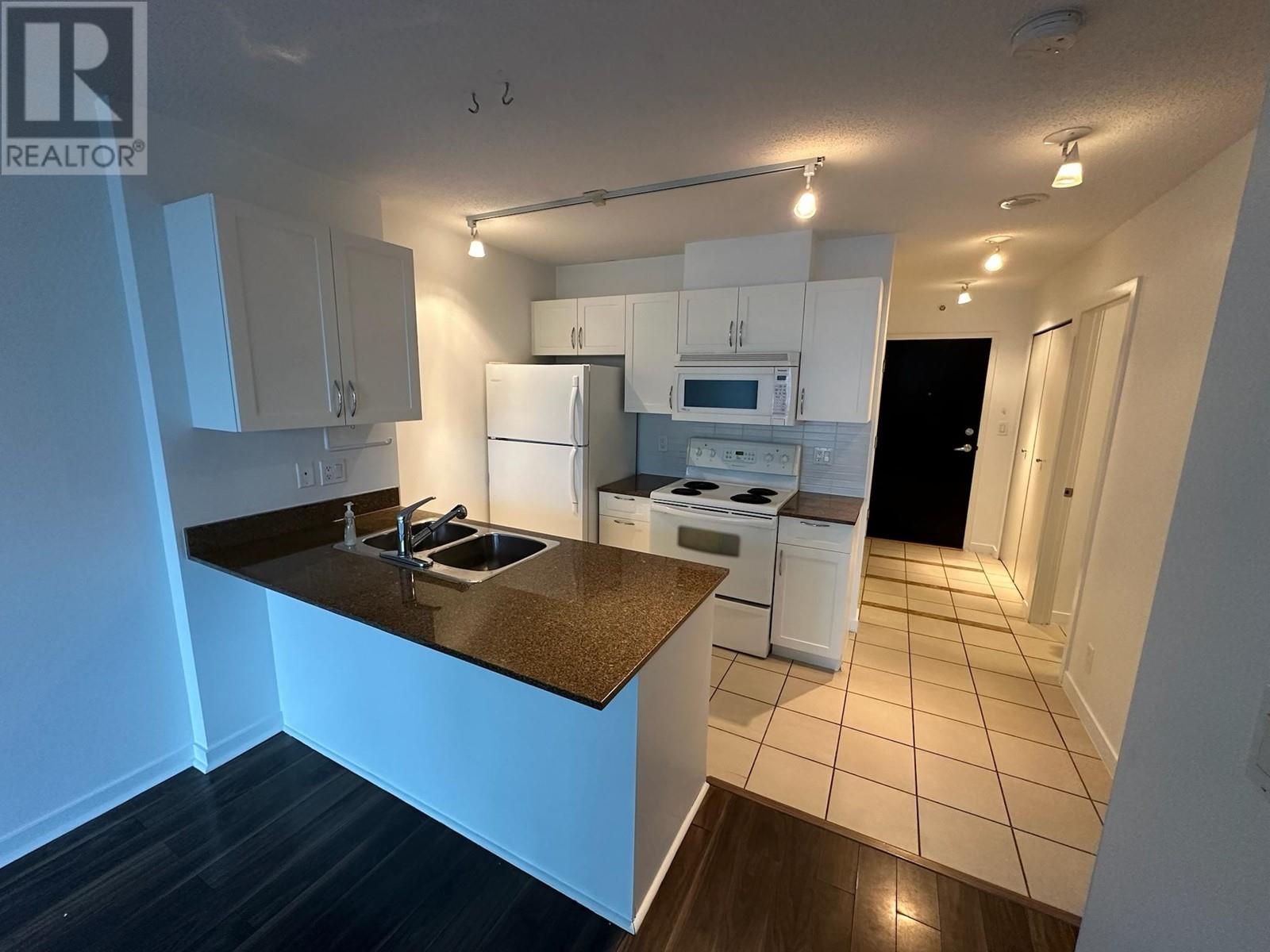 1907 938 Smithe Street, Vancouver, British Columbia  V6Z 3H8 - Photo 10 - R3005250