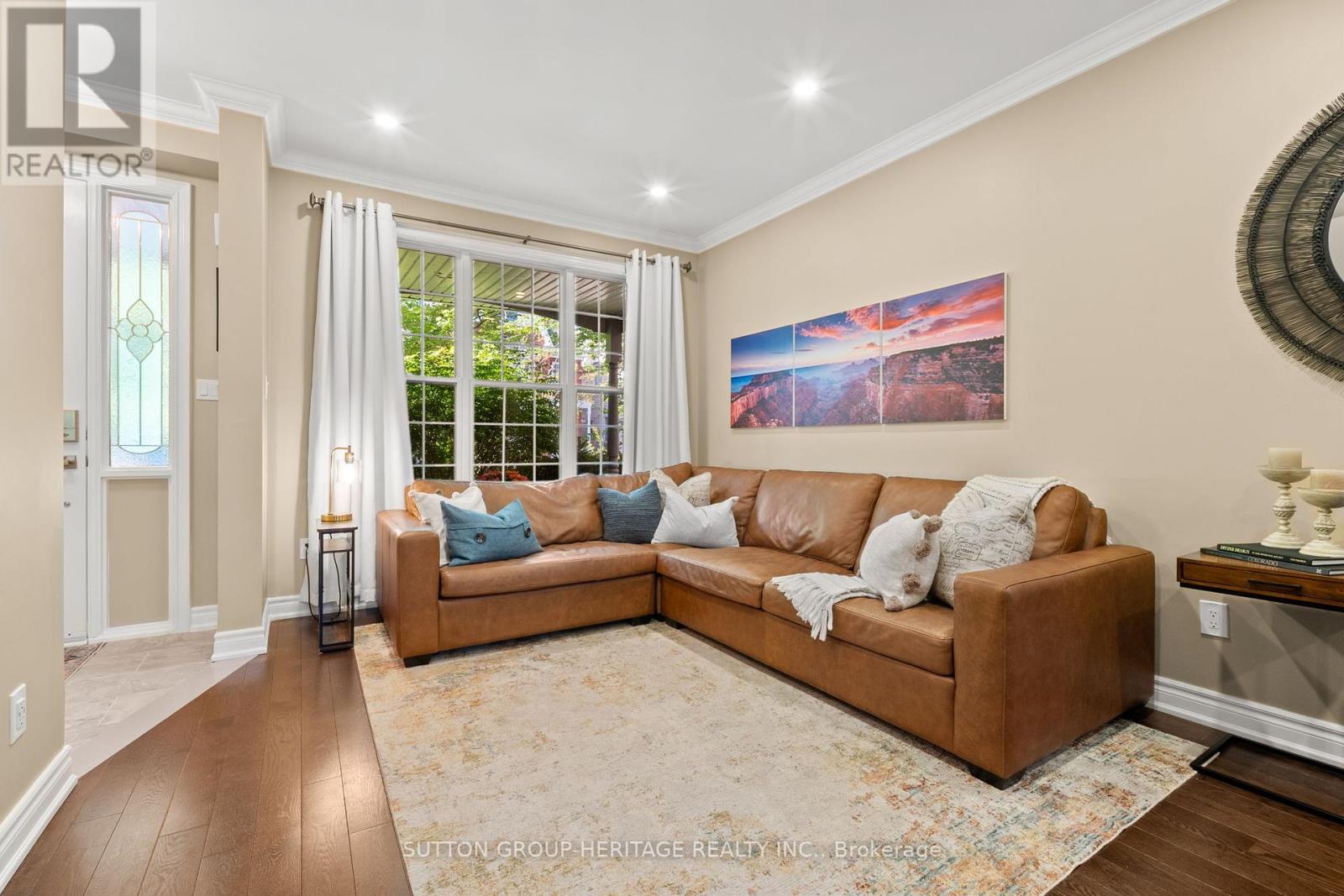 7 Donald Sim Avenue, Markham, Ontario  L6B 1B6 - Photo 5 - N12162566