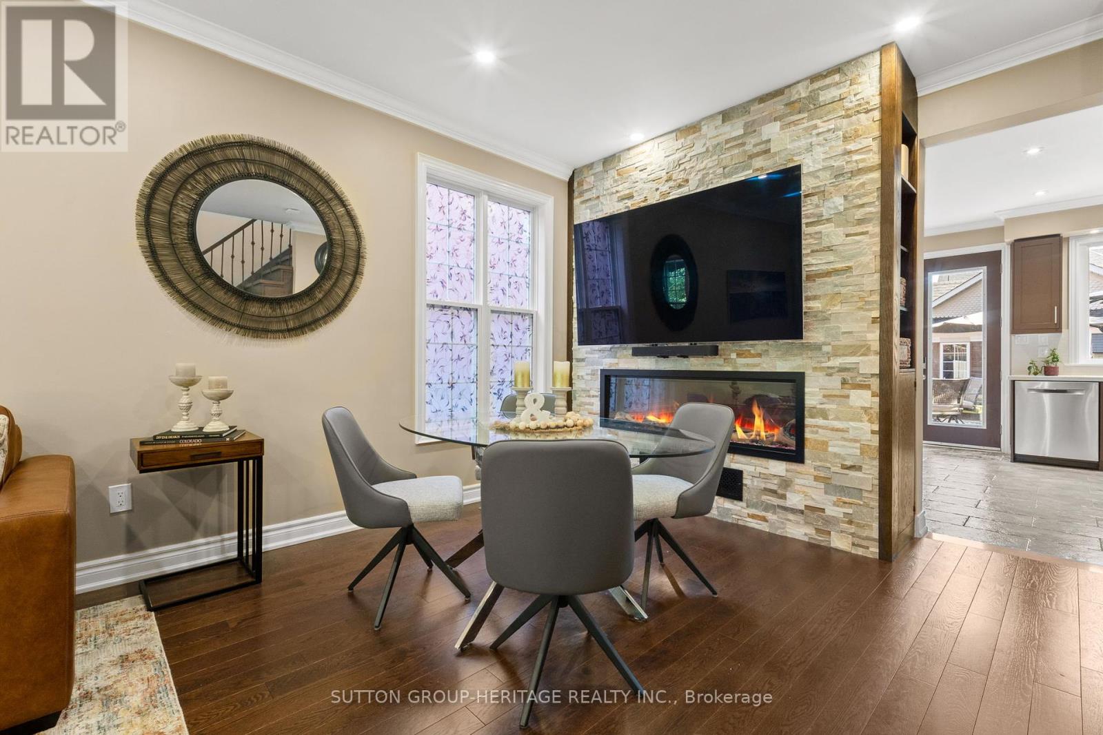7 Donald Sim Avenue, Markham, Ontario  L6B 1B6 - Photo 9 - N12162566