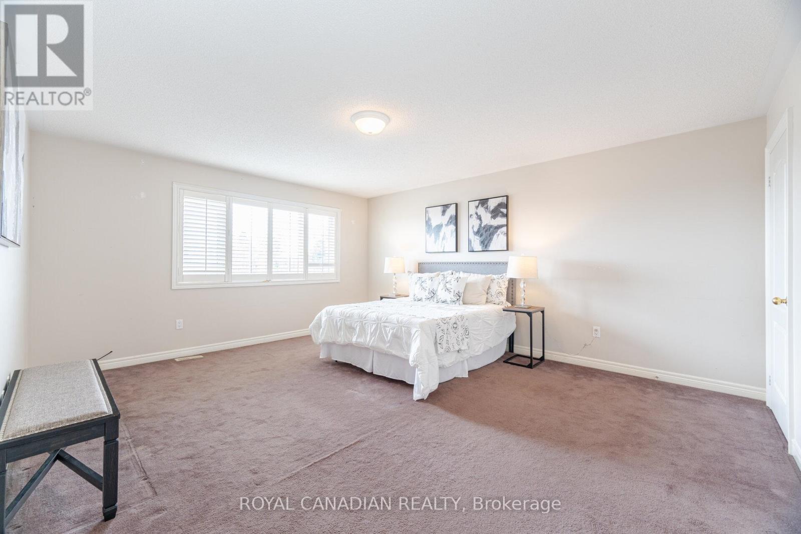 678 Madeline Heights, Newmarket, Ontario  L3X 2J7 - Photo 21 - N12162573