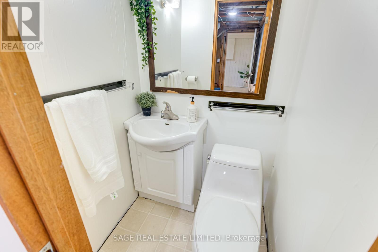 128 Murray Drive, Aurora, Ontario  L4G 2C5 - Photo 32 - N12162629