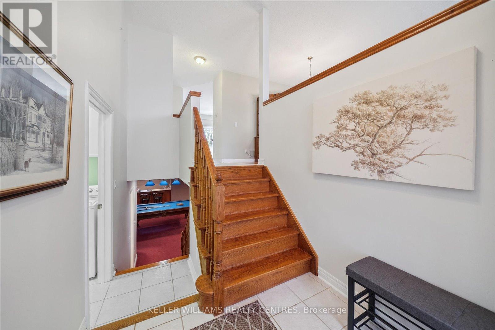 1076 Broughton Lane, Newmarket, Ontario  L3X 2L6 - Photo 27 - N12162667