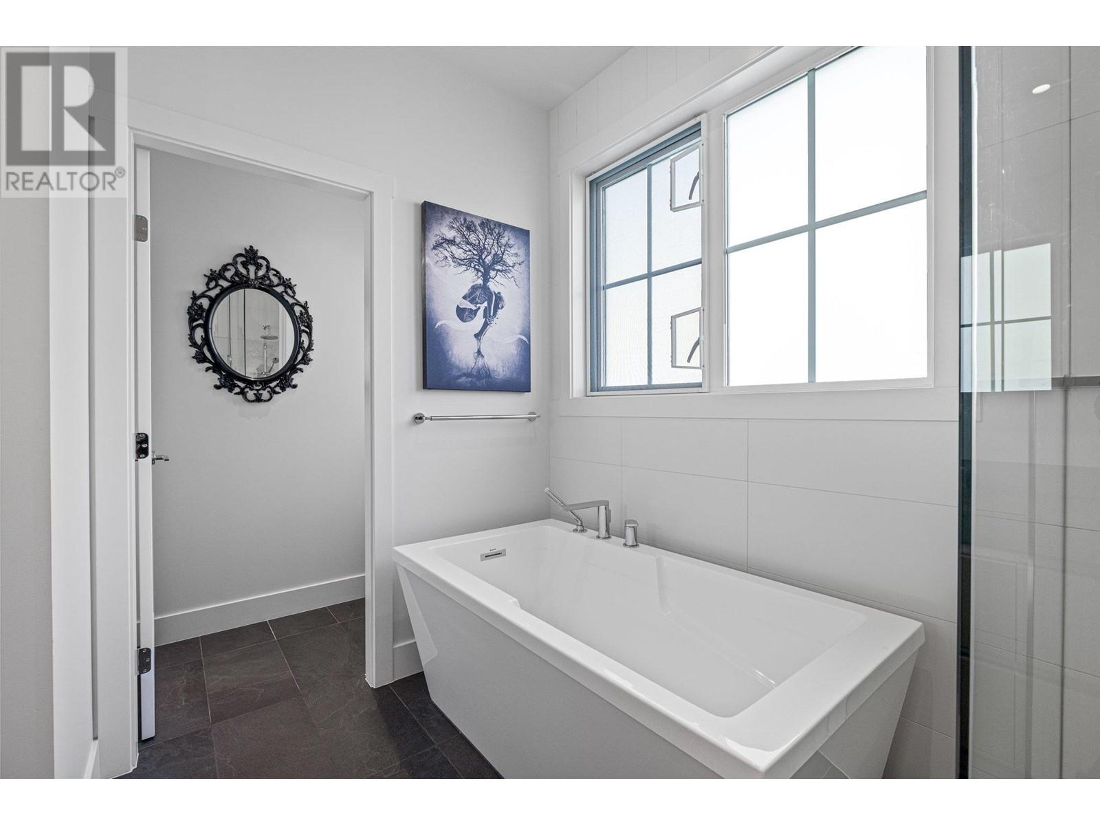 240 Parkside Street, Tsawwassen, British Columbia  V4L 0A9 - Photo 26 - R3005220