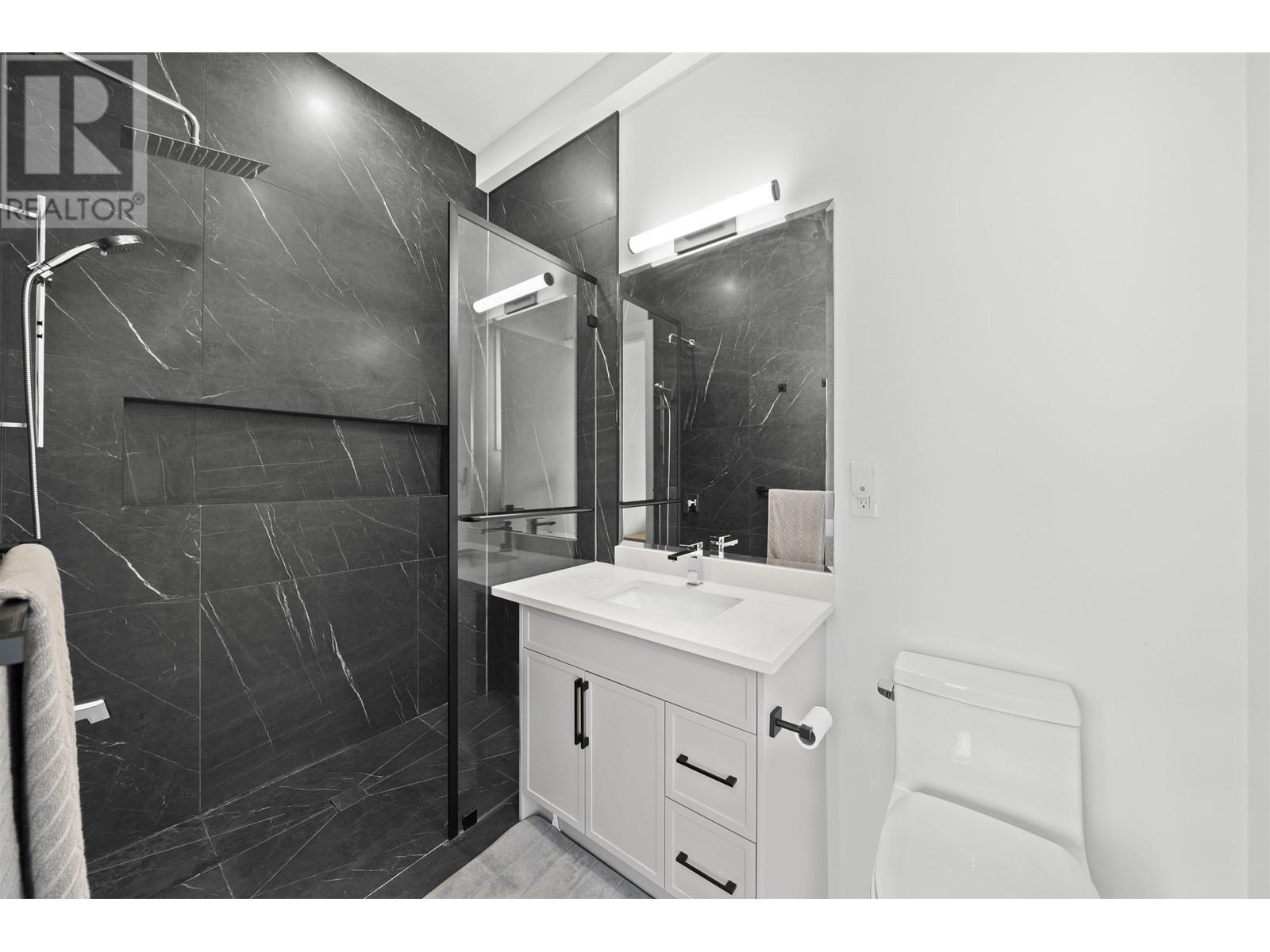 1054 Smith Avenue, Coquitlam, British Columbia  V3J 2X8 - Photo 12 - R3005223
