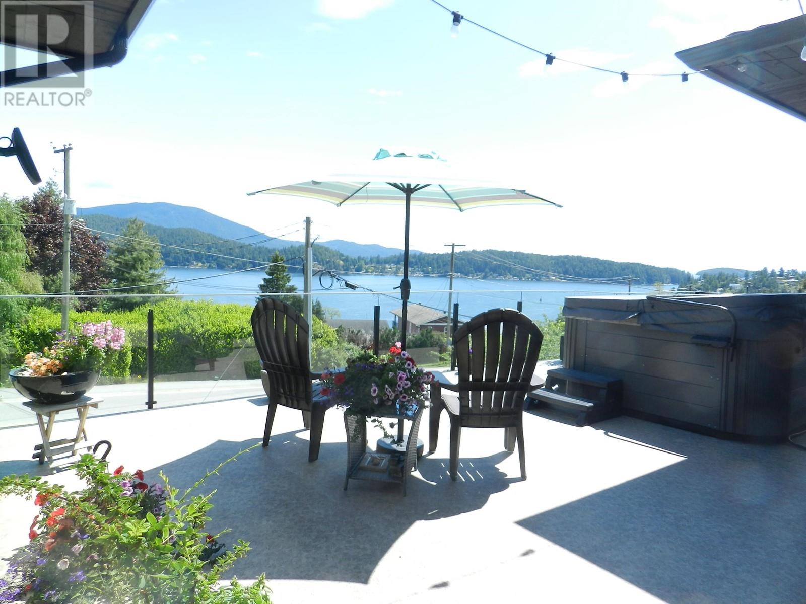 659-661 Gibsons Way, Gibsons, British Columbia  V0N 1V9 - Photo 12 - R3005241