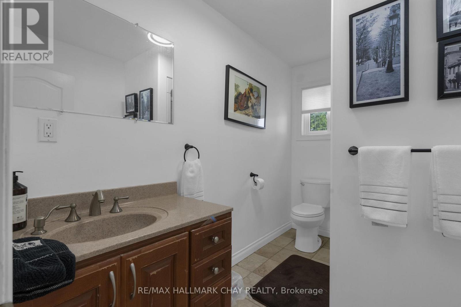 54 Forest Harbour Parkway, Tay, Ontario  L0K 2C0 - Photo 13 - S12162483