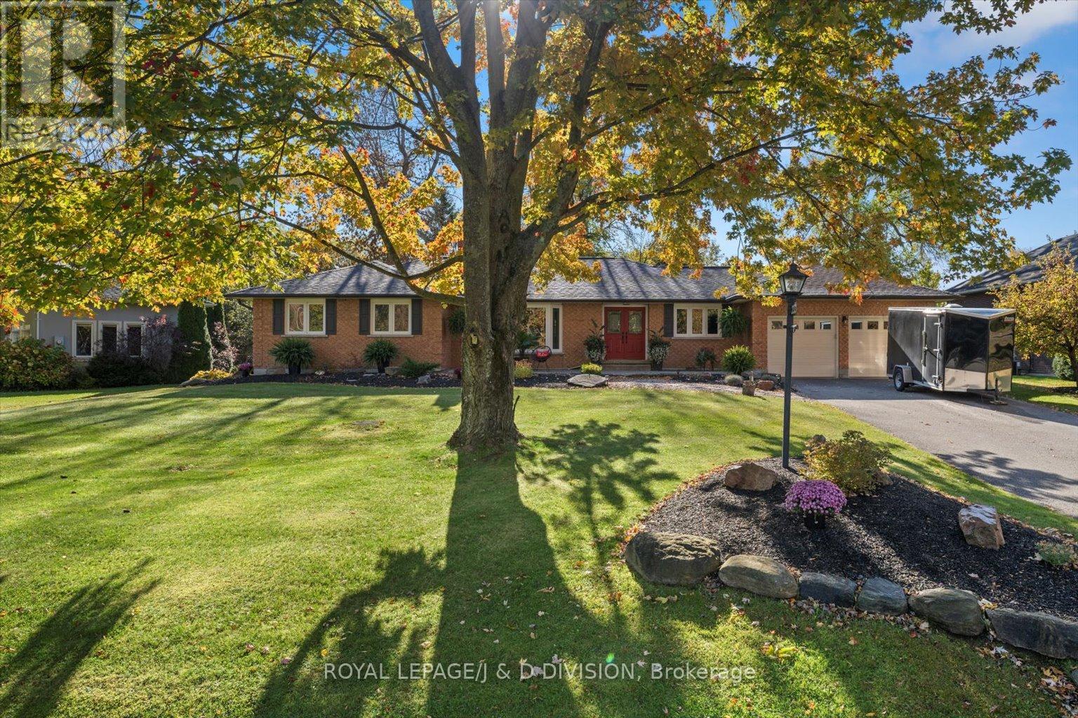 Property at 233 BAYSHORE DRIVE image 2