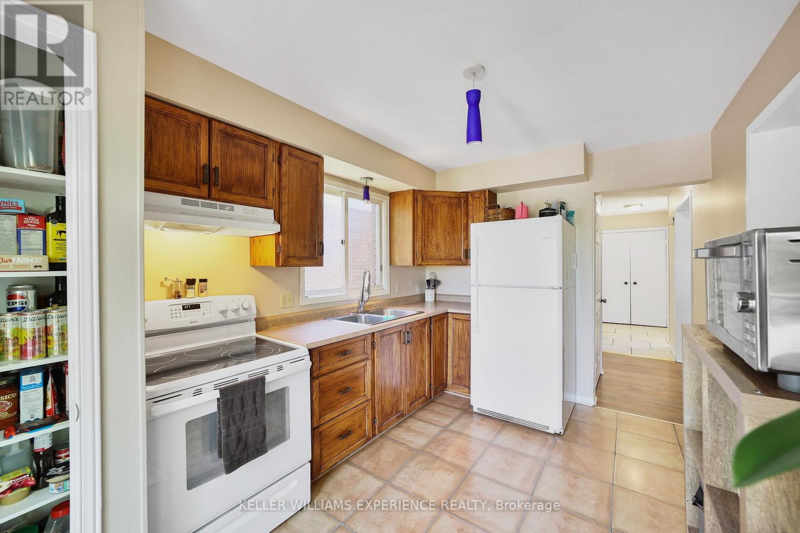 45 Garden Drive, Barrie, Ontario  L4N 5T8 - Photo 14 - S12162554