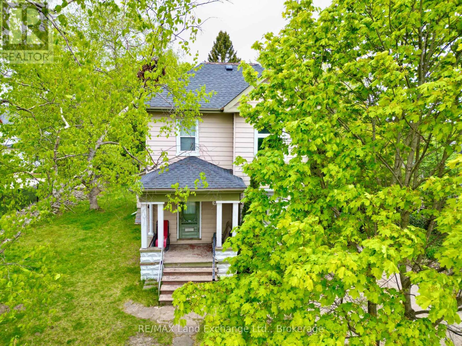 79 Albert Street S, Saugeen Shores, Ontario  N0H 2L0 - Photo 3 - X12162742
