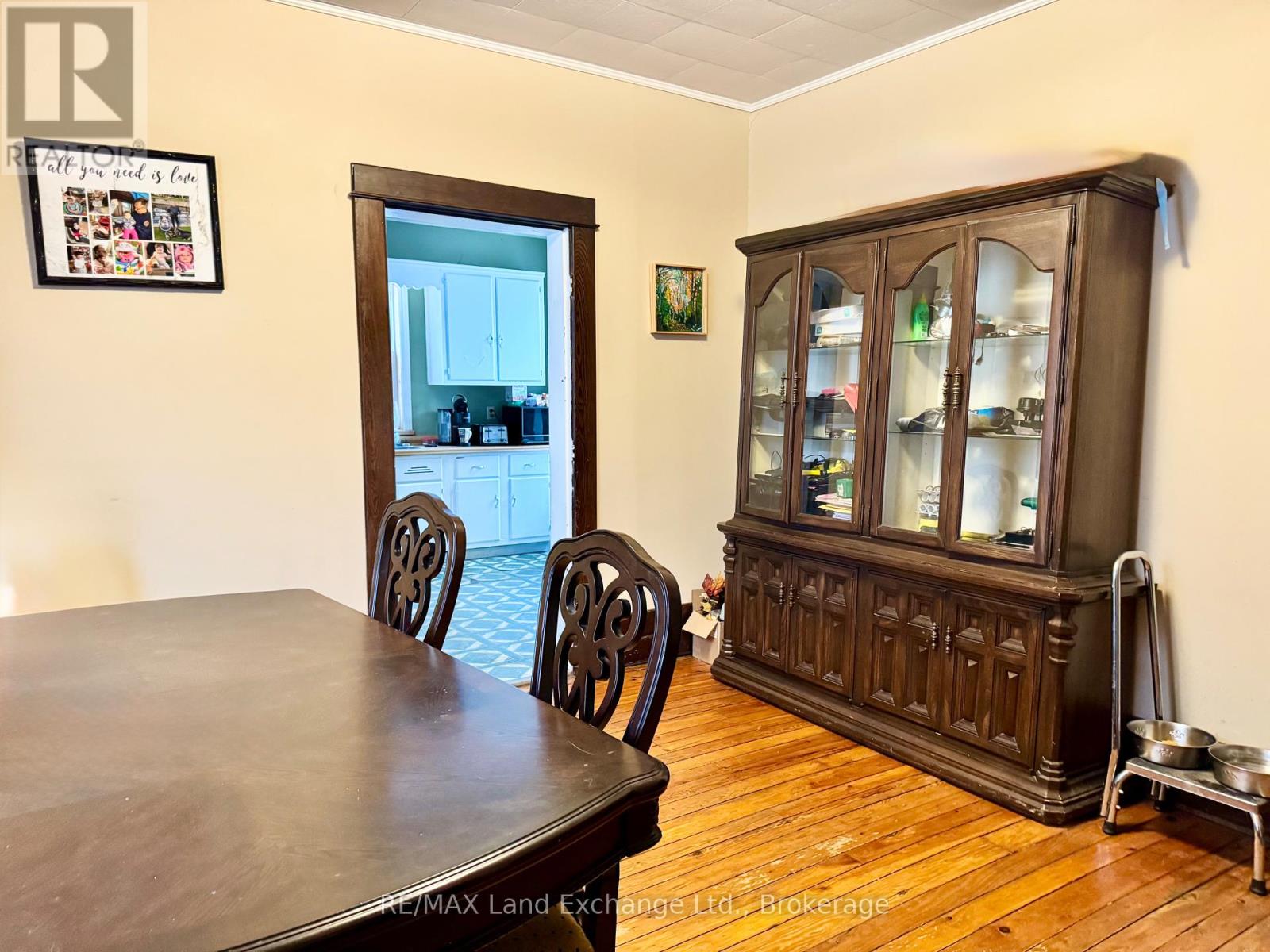 79 Albert Street S, Saugeen Shores, Ontario  N0H 2L0 - Photo 6 - X12162742