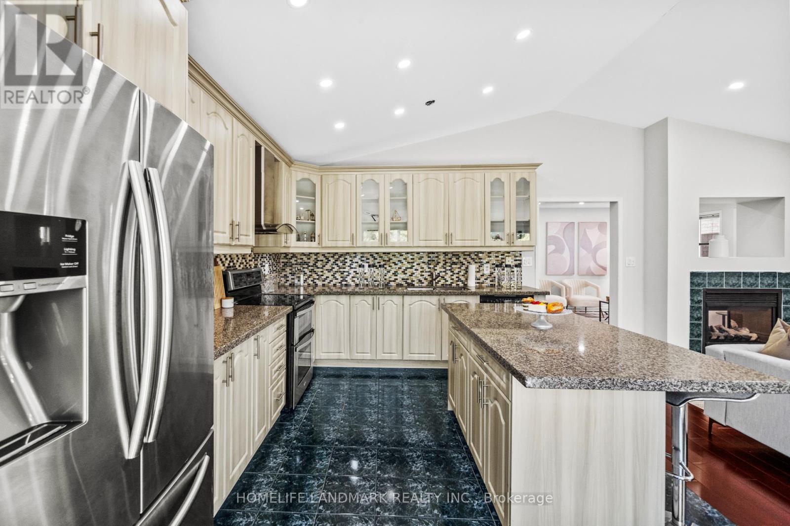 1034 Blueheron Boulevard, Mississauga (East Credit), Ontario  L5V 2E1 - Photo 21 - W12160931