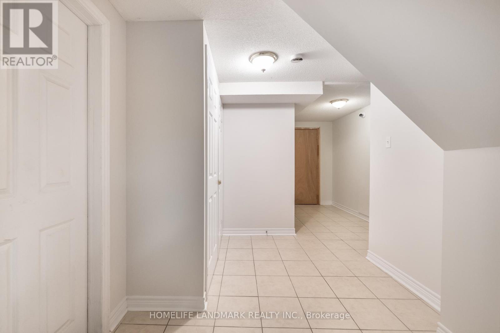 1034 Blueheron Boulevard, Mississauga (East Credit), Ontario  L5V 2E1 - Photo 41 - W12160931