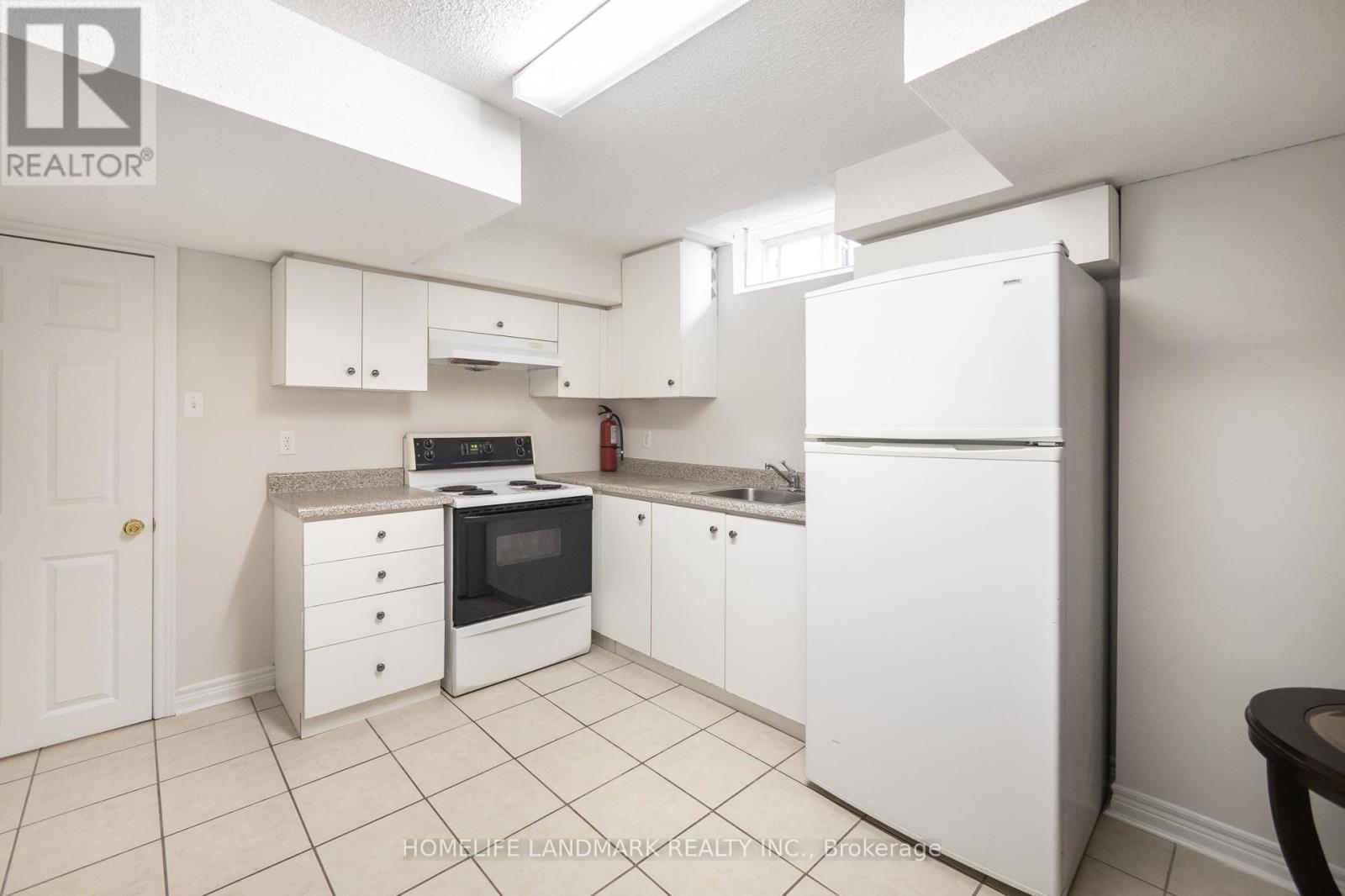 1034 Blueheron Boulevard, Mississauga (East Credit), Ontario  L5V 2E1 - Photo 43 - W12160931