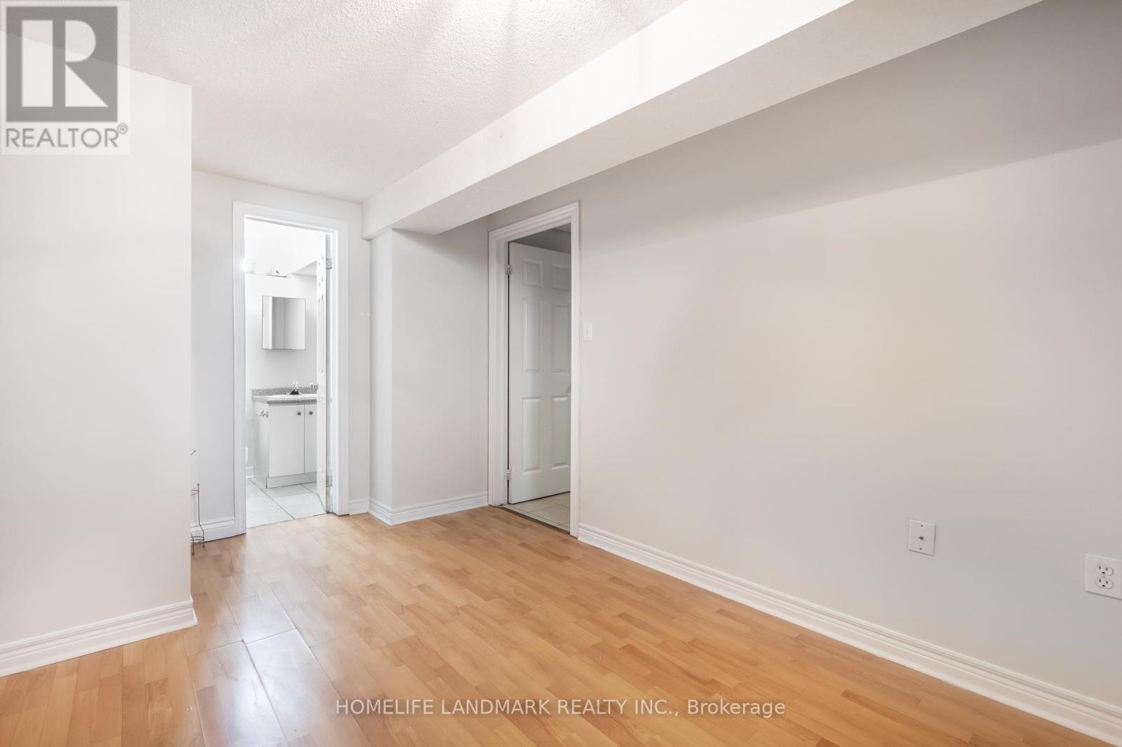 1034 Blueheron Boulevard, Mississauga (East Credit), Ontario  L5V 2E1 - Photo 46 - W12160931