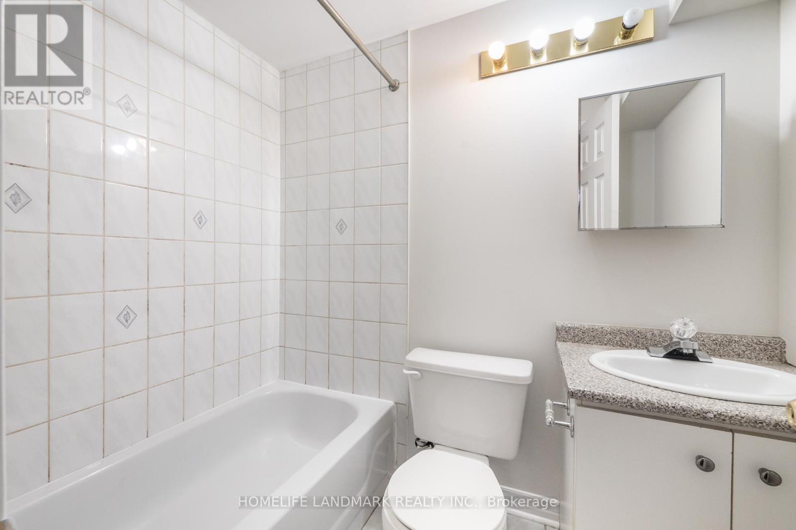 1034 Blueheron Boulevard, Mississauga (East Credit), Ontario  L5V 2E1 - Photo 47 - W12160931