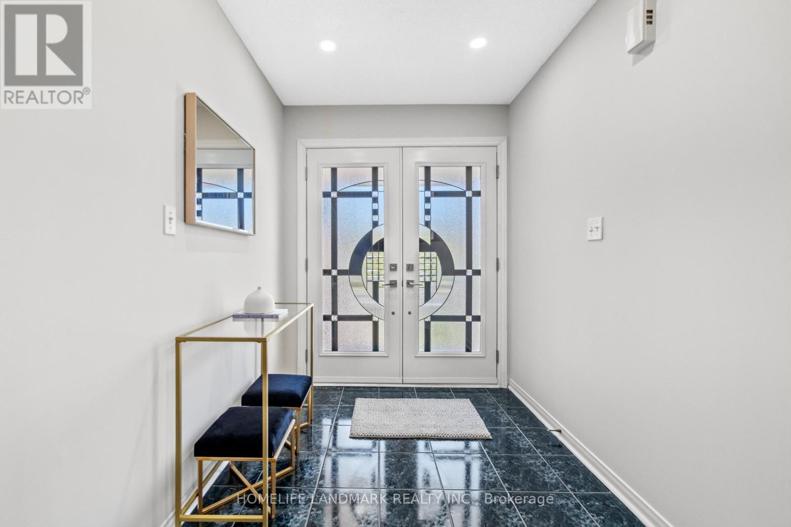 1034 Blueheron Boulevard, Mississauga (East Credit), Ontario  L5V 2E1 - Photo 5 - W12160931