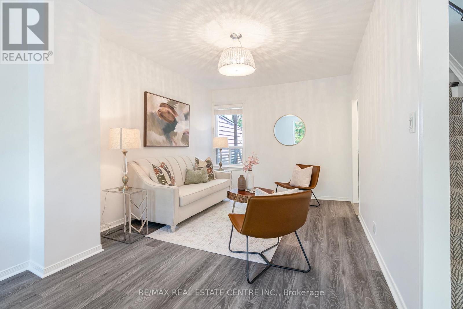 49 Osler Street, Toronto, Ontario  M6P 4A1 - Photo 12 - W12162470