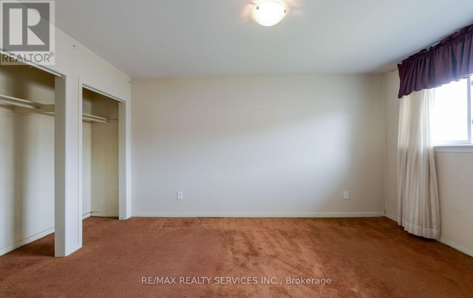 140 Clarence Street, Brampton, Ontario  L6W 1S9 - Photo 14 - W12162479