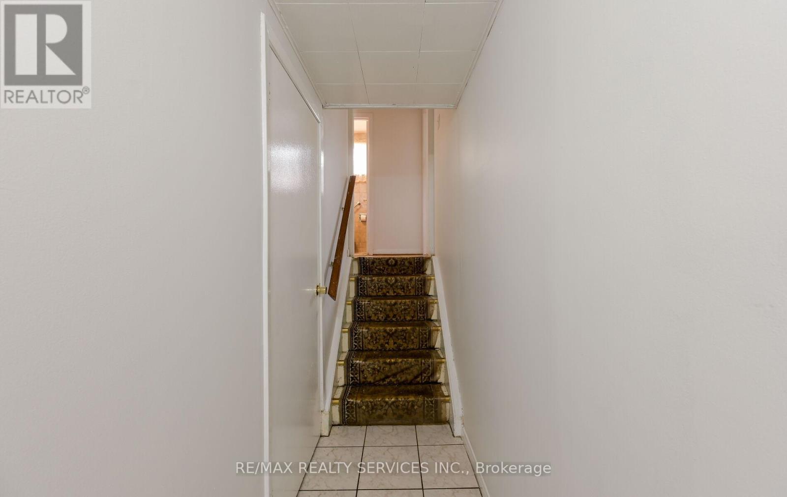 140 Clarence Street, Brampton, Ontario  L6W 1S9 - Photo 24 - W12162479
