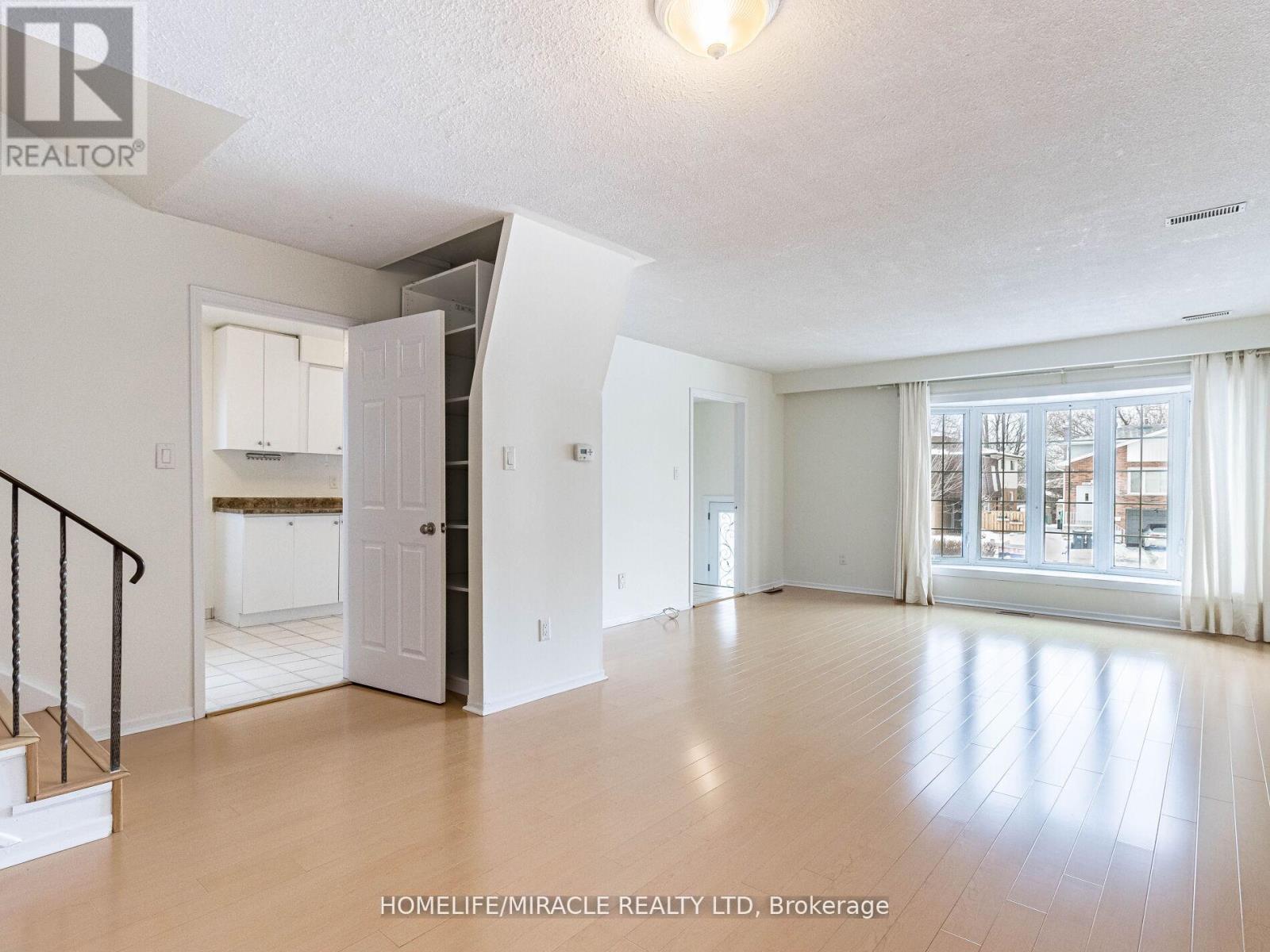 2868 Windjammer Road, Mississauga, Ontario  L5L 1T7 - Photo 13 - W12162513