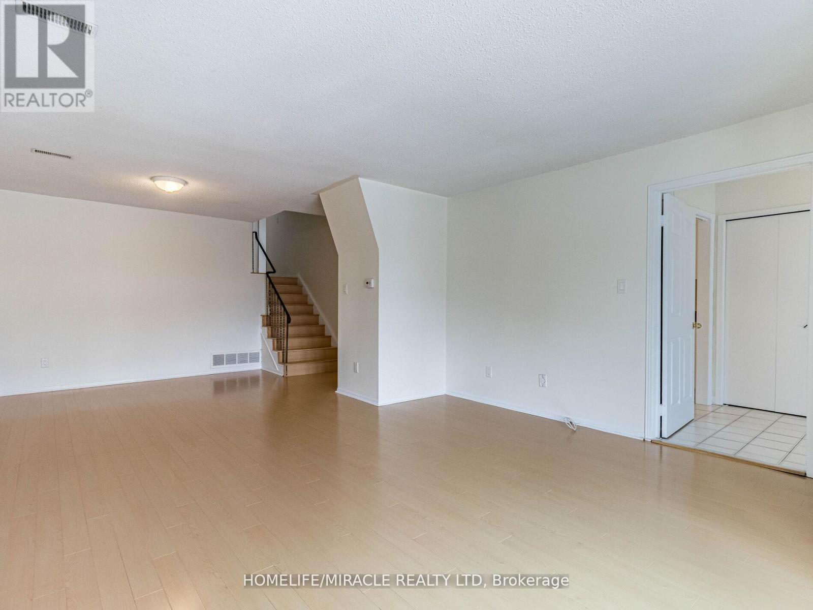 2868 Windjammer Road, Mississauga, Ontario  L5L 1T7 - Photo 14 - W12162513