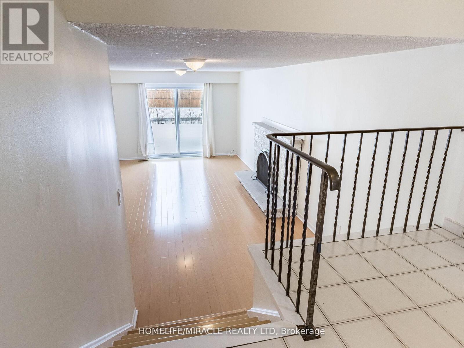 2868 Windjammer Road, Mississauga, Ontario  L5L 1T7 - Photo 15 - W12162513