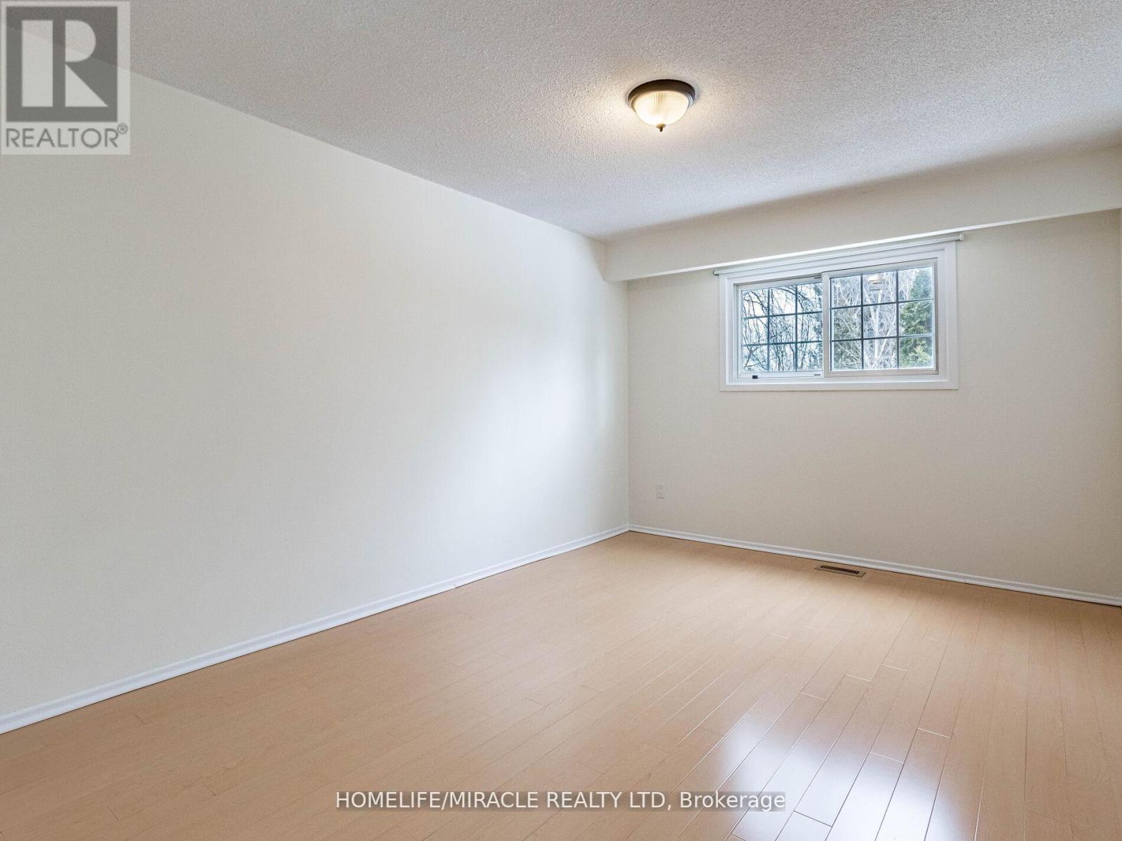 2868 Windjammer Road, Mississauga, Ontario  L5L 1T7 - Photo 25 - W12162513