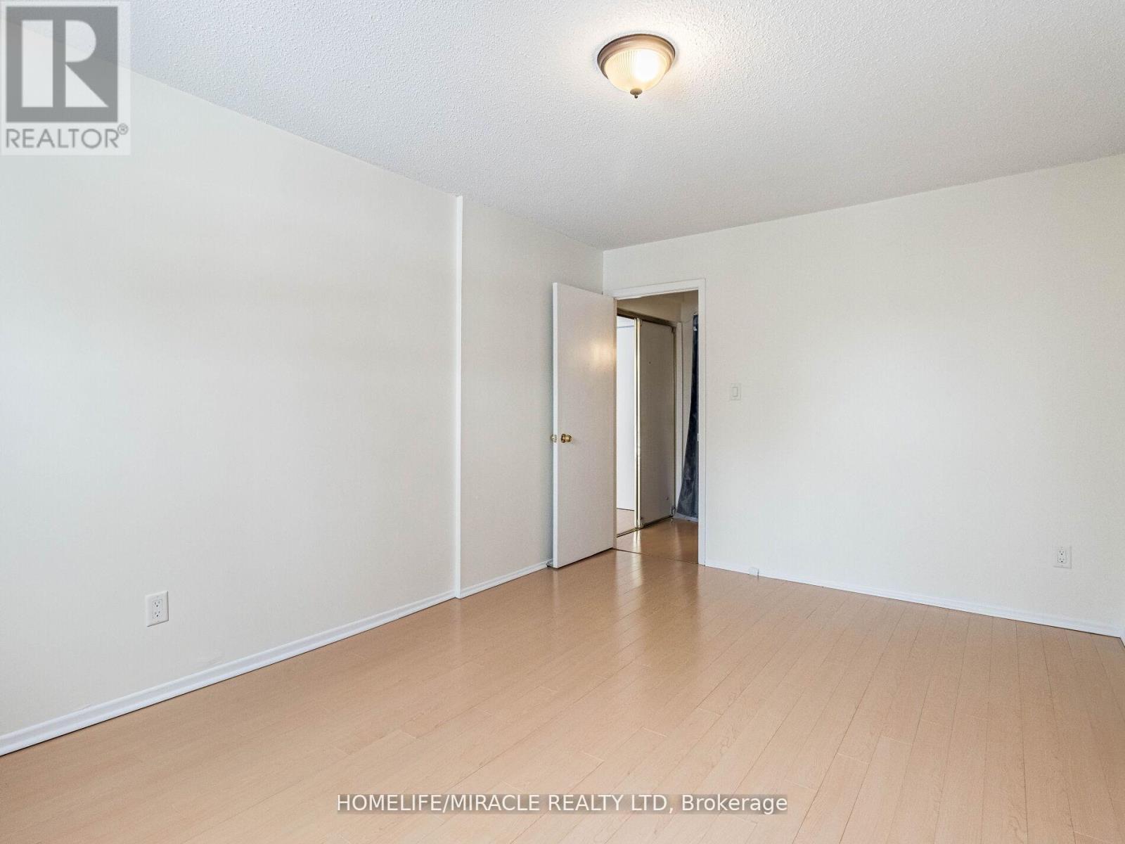 2868 Windjammer Road, Mississauga, Ontario  L5L 1T7 - Photo 33 - W12162513