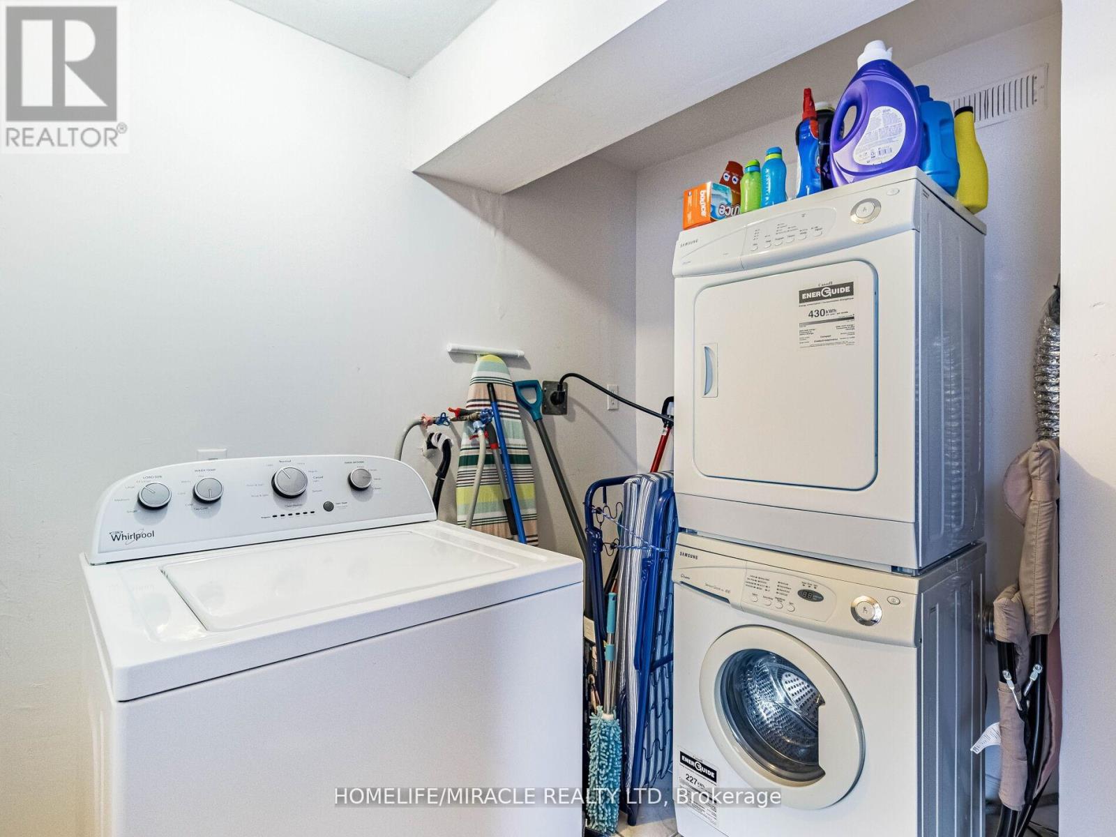 2868 Windjammer Road, Mississauga, Ontario  L5L 1T7 - Photo 37 - W12162513