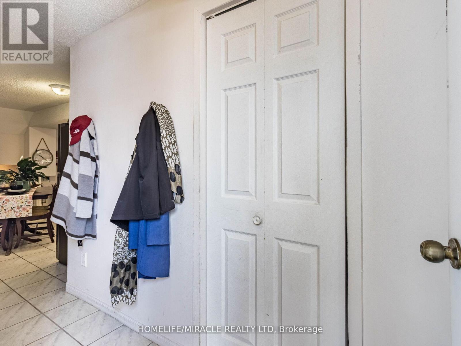 2868 Windjammer Road, Mississauga, Ontario  L5L 1T7 - Photo 38 - W12162513