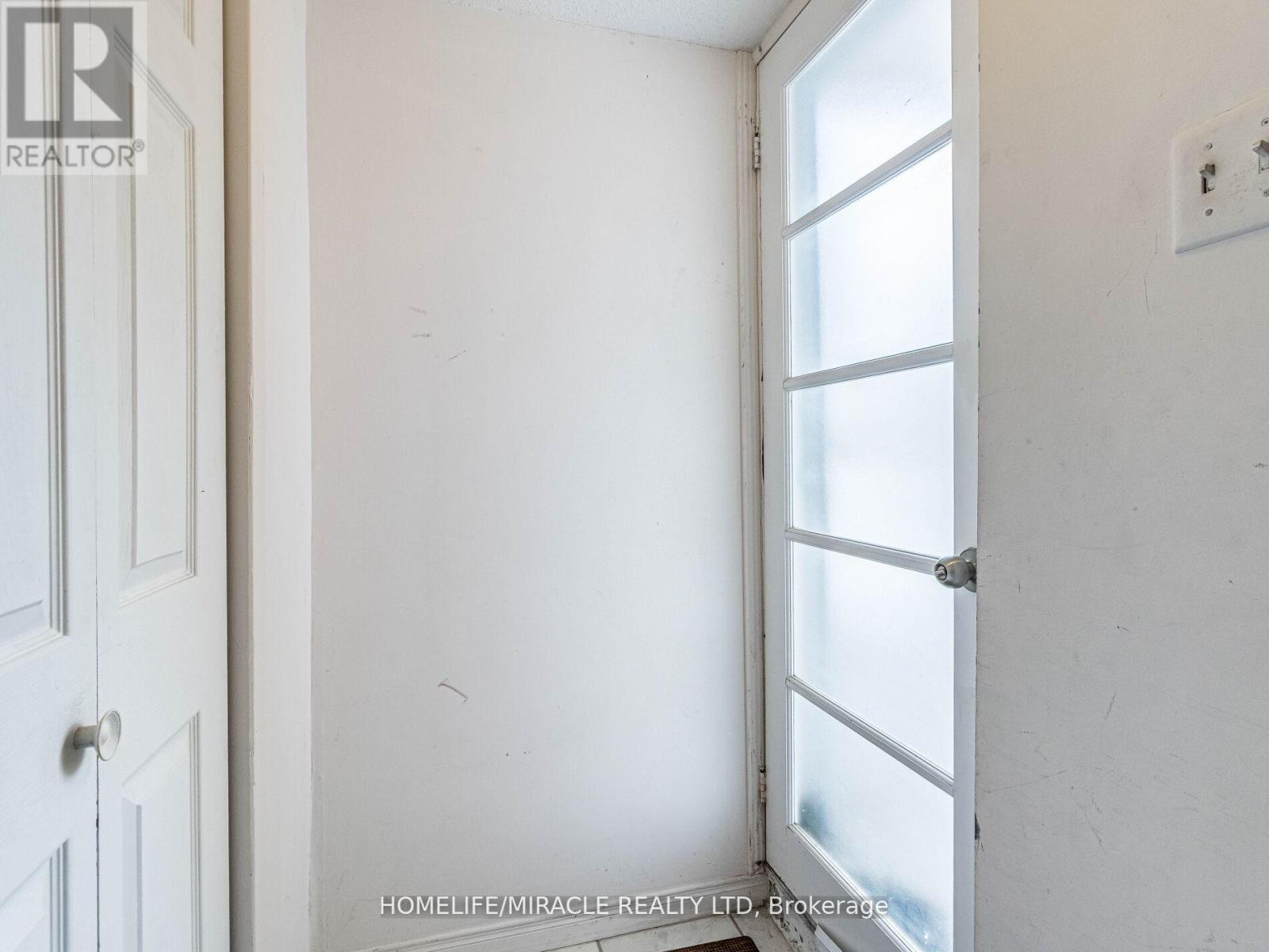 2868 Windjammer Road, Mississauga, Ontario  L5L 1T7 - Photo 39 - W12162513