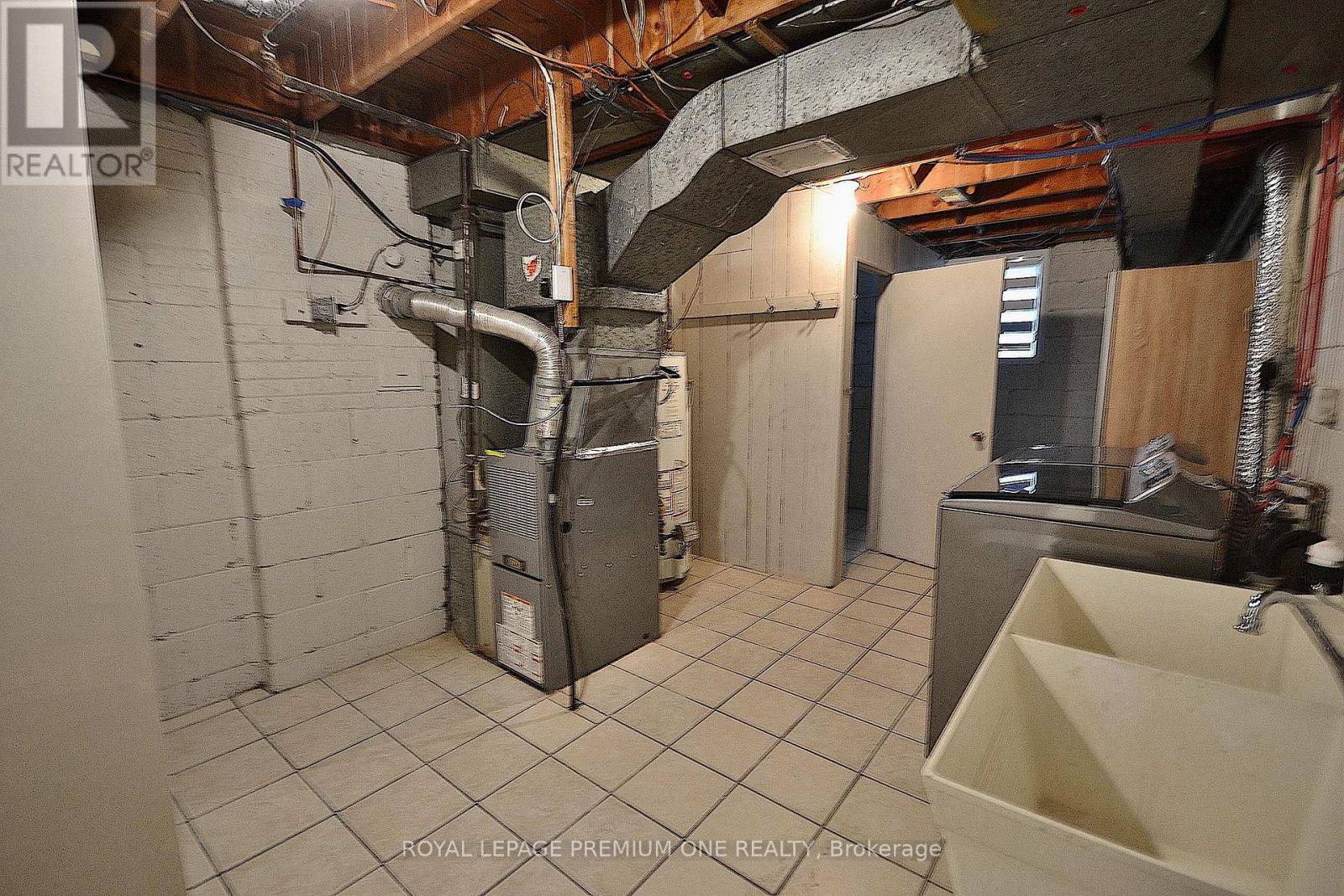 Lower - 58 Dovehouse Avenue, Toronto, Ontario  M3J 1A2 - Photo 20 - W12162524