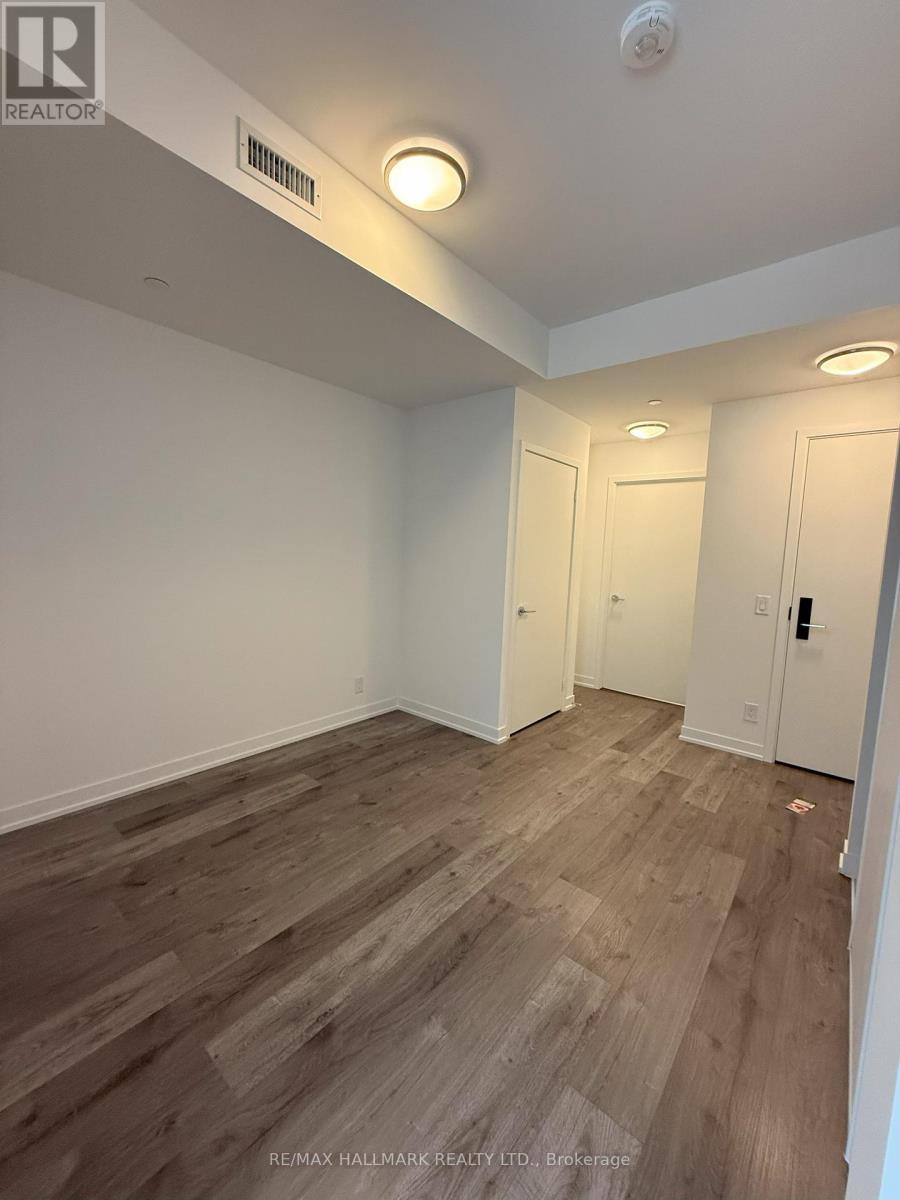 605 - 285 Dufferin Street, Toronto, Ontario  M6K 1Z7 - Photo 3 - W12162544