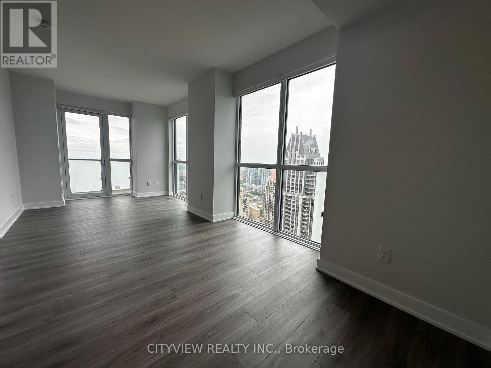 3803 - 430 Square One Drive, Mississauga, Ontario  L5B 0L6 - Photo 7 - W12162546