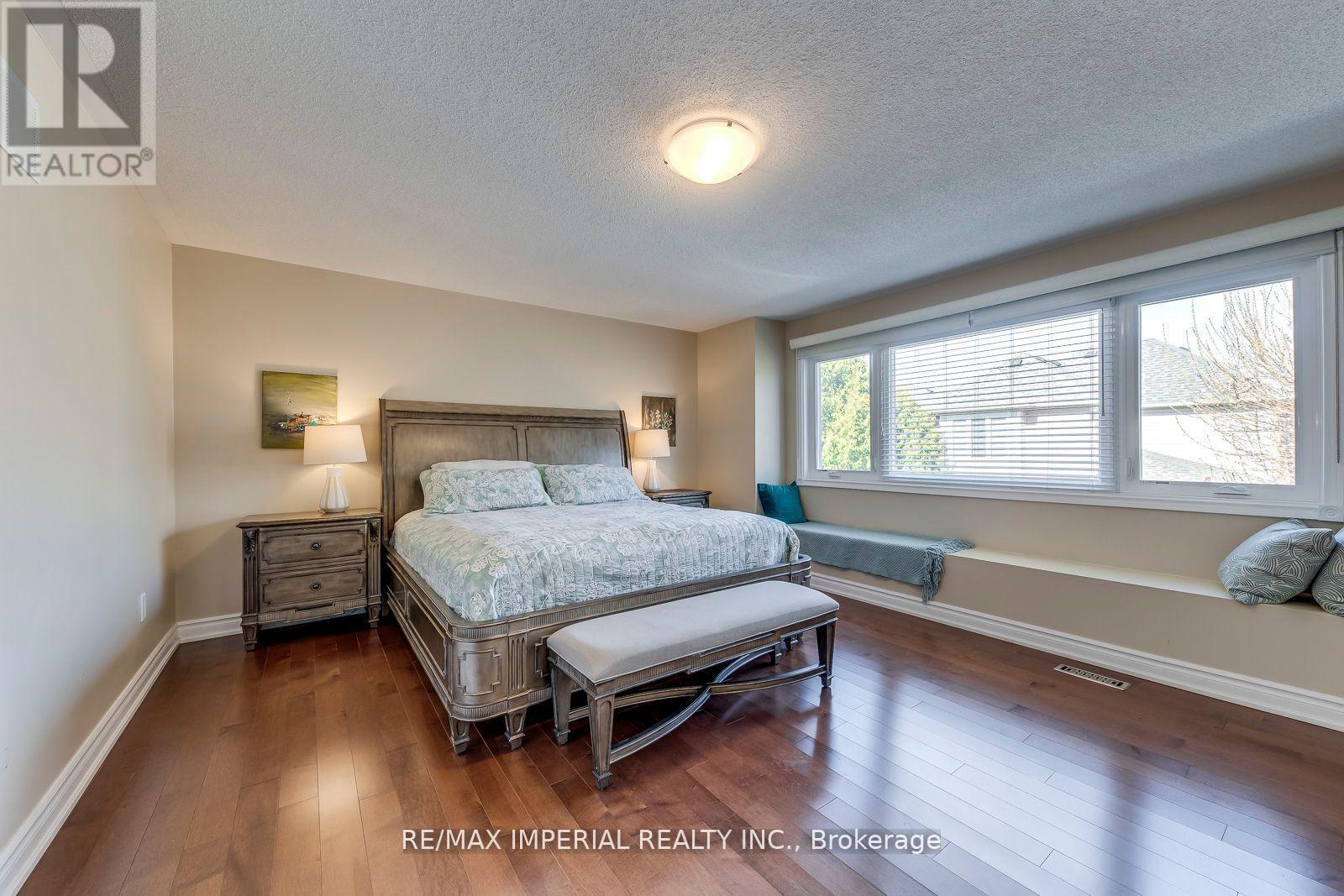 3677 Swanson Drive, Mississauga, Ontario  L5N 8J6 - Photo 26 - W12162557