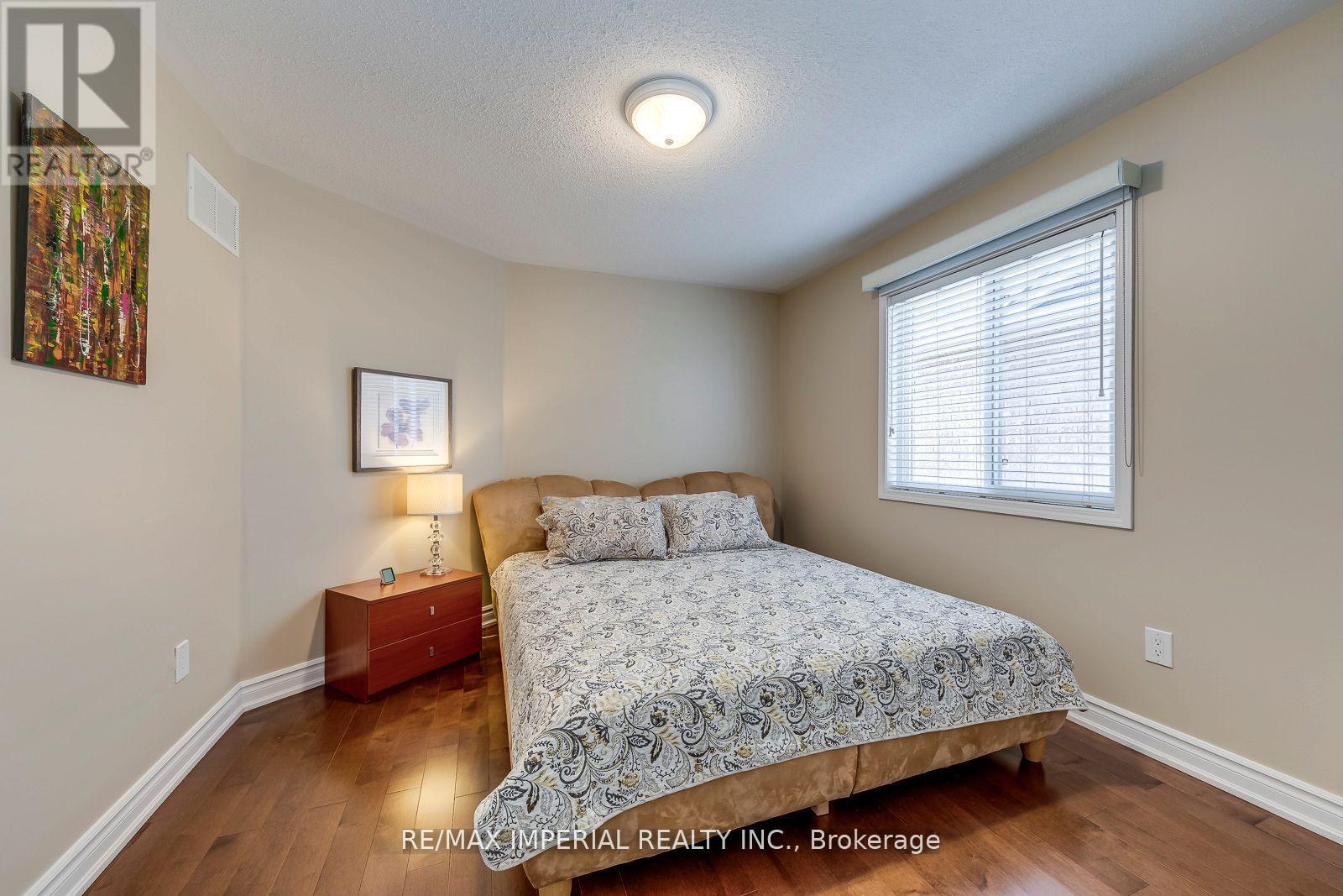 3677 Swanson Drive, Mississauga, Ontario  L5N 8J6 - Photo 34 - W12162557