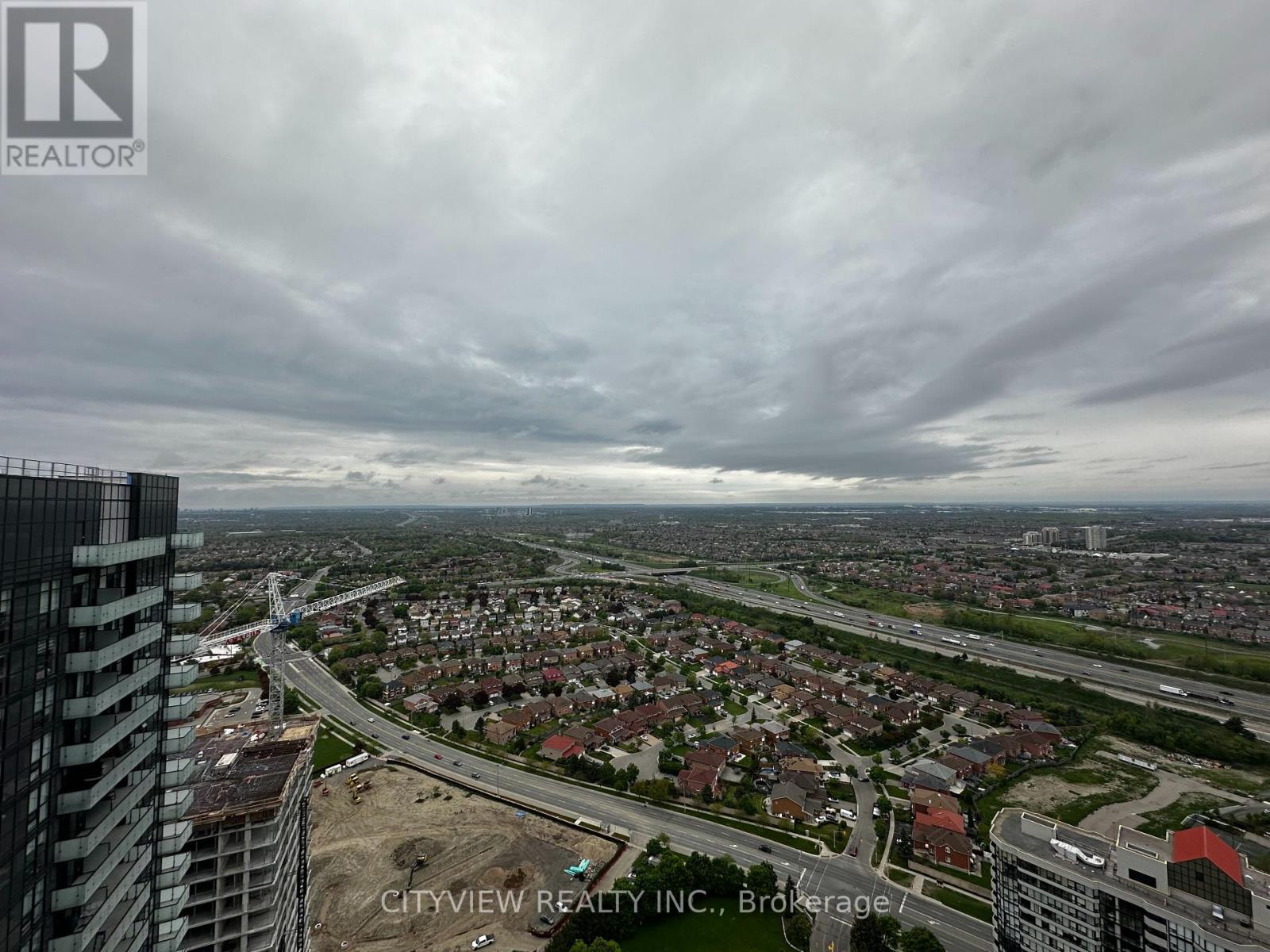 4006 - 430 Square One Drive, Mississauga, Ontario  L5B 0L6 - Photo 11 - W12162594