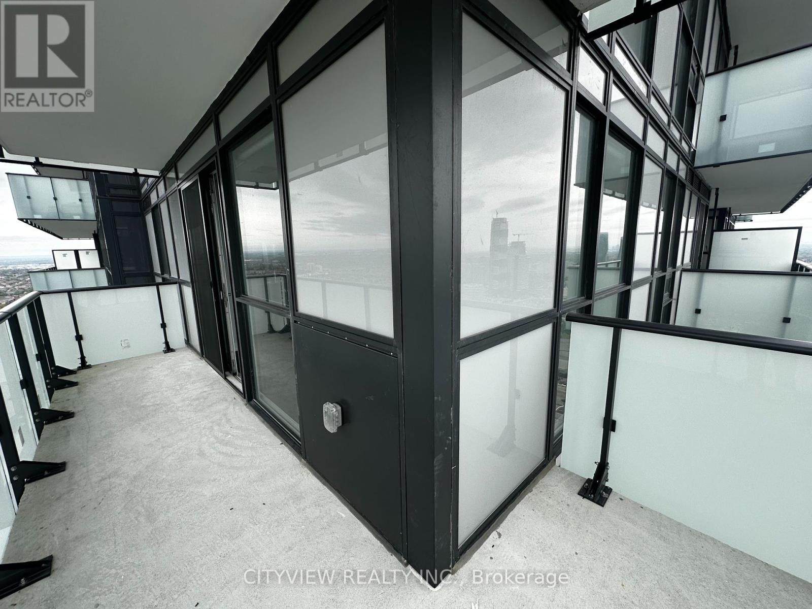 4006 - 430 Square One Drive, Mississauga, Ontario  L5B 0L6 - Photo 13 - W12162594