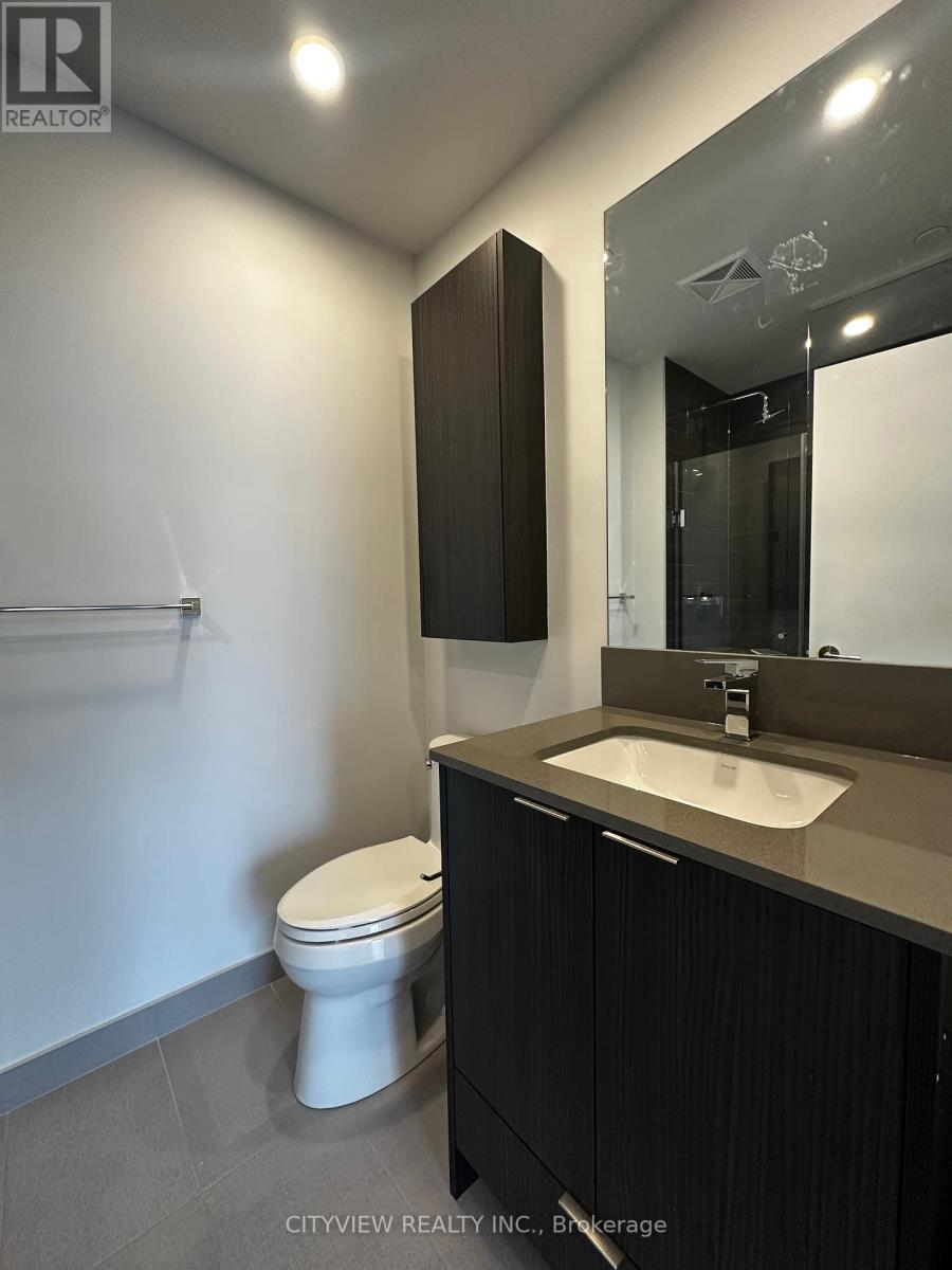 4006 - 430 Square One Drive, Mississauga, Ontario  L5B 0L6 - Photo 9 - W12162594