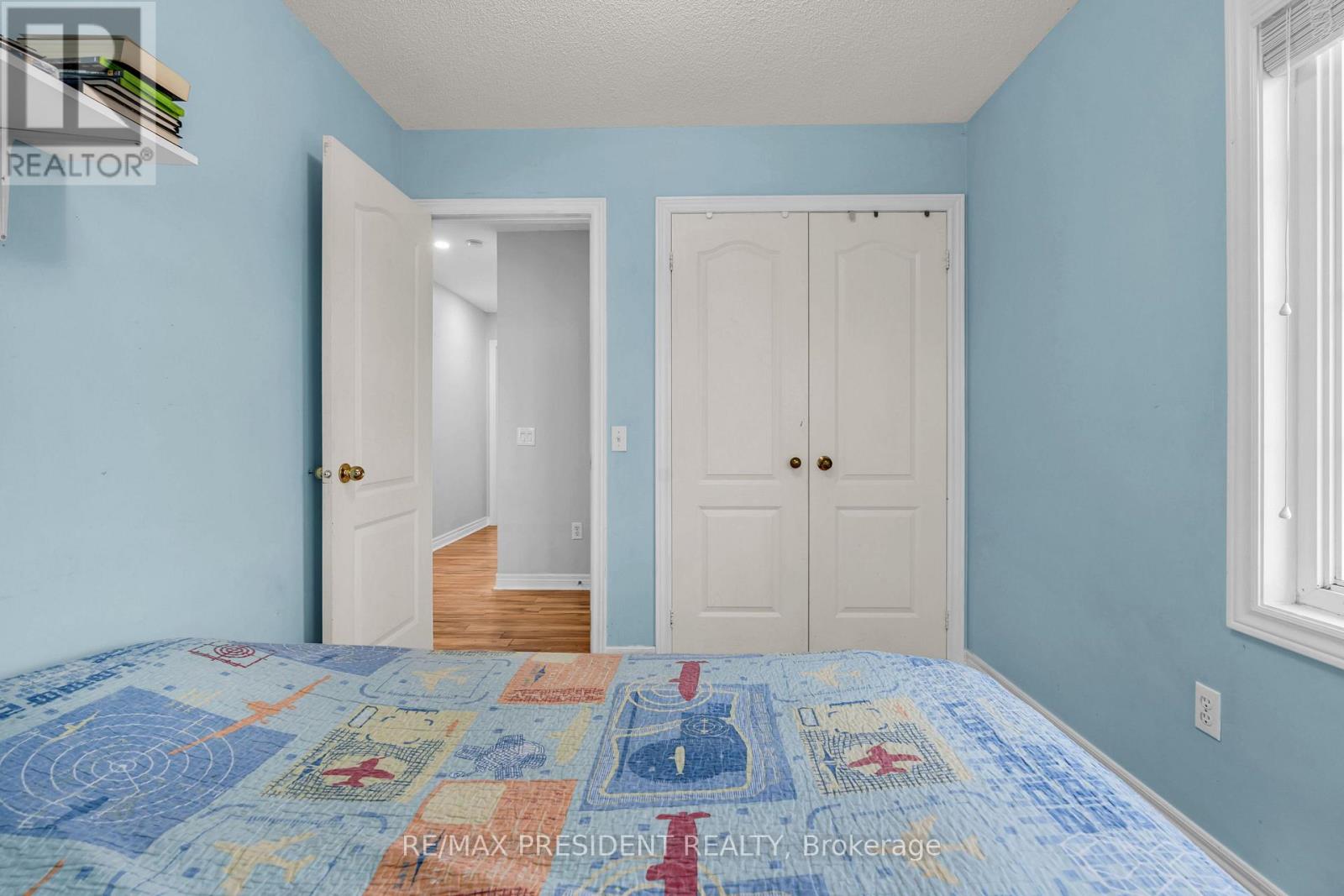 994 Ledbury Crescent, Mississauga, Ontario  L5V 2P7 - Photo 28 - W12162607