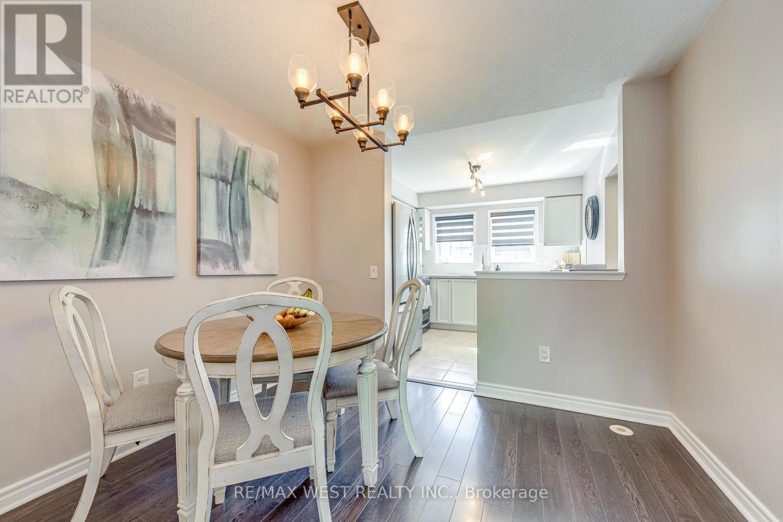 122 - 50 Strathaven Drive, Mississauga, Ontario  L5R 4E7 - Photo 9 - W12162623