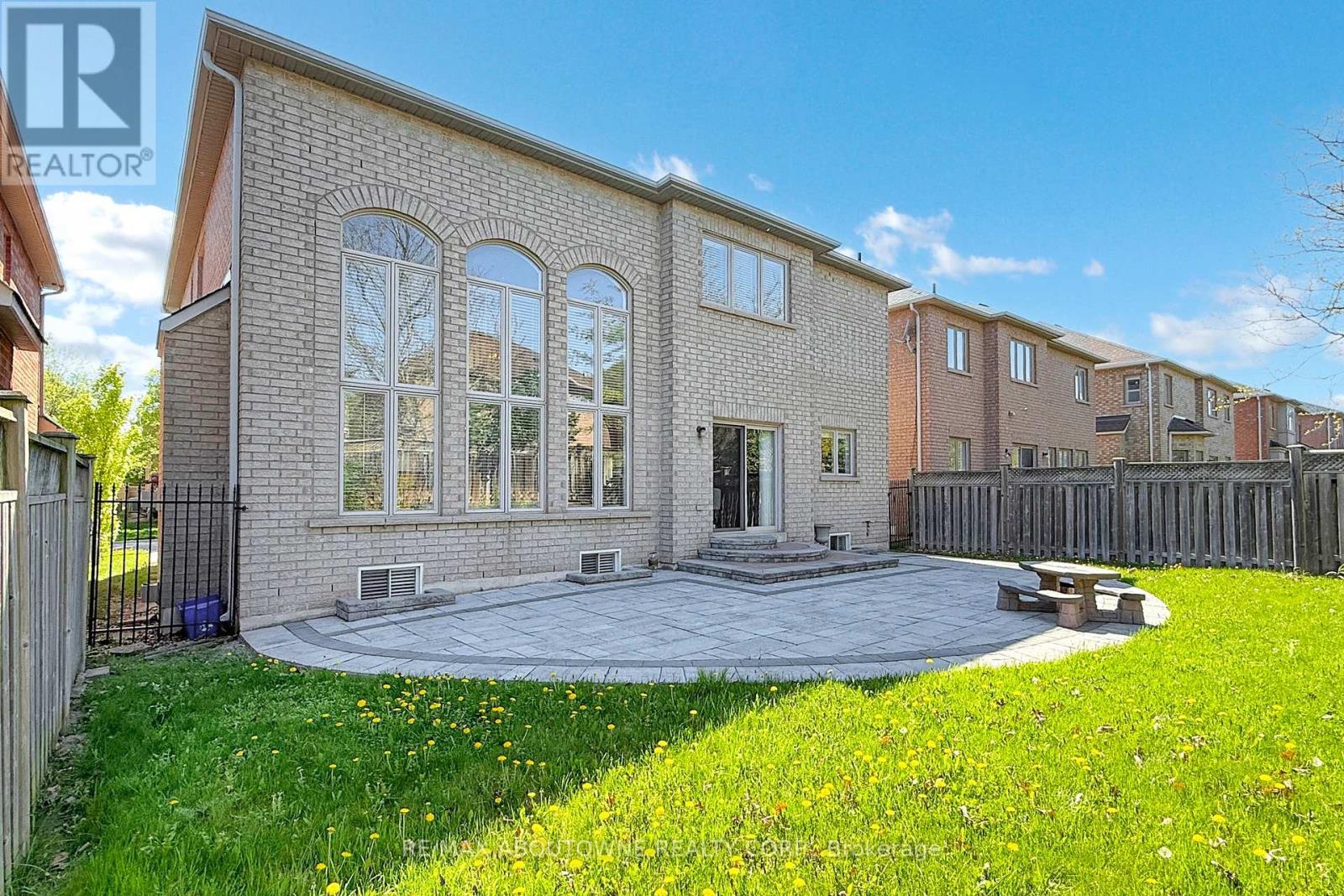 2446 Tesla Crescent, Oakville, Ontario  L6H 7T6 - Photo 47 - W12162638