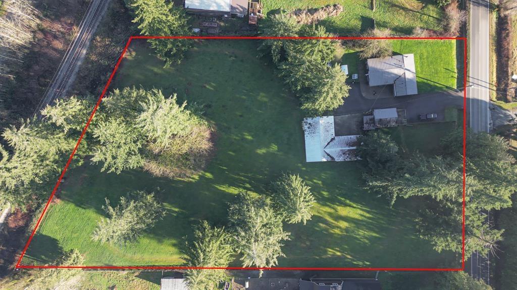 Property at 26267 64 AVENUE image 2