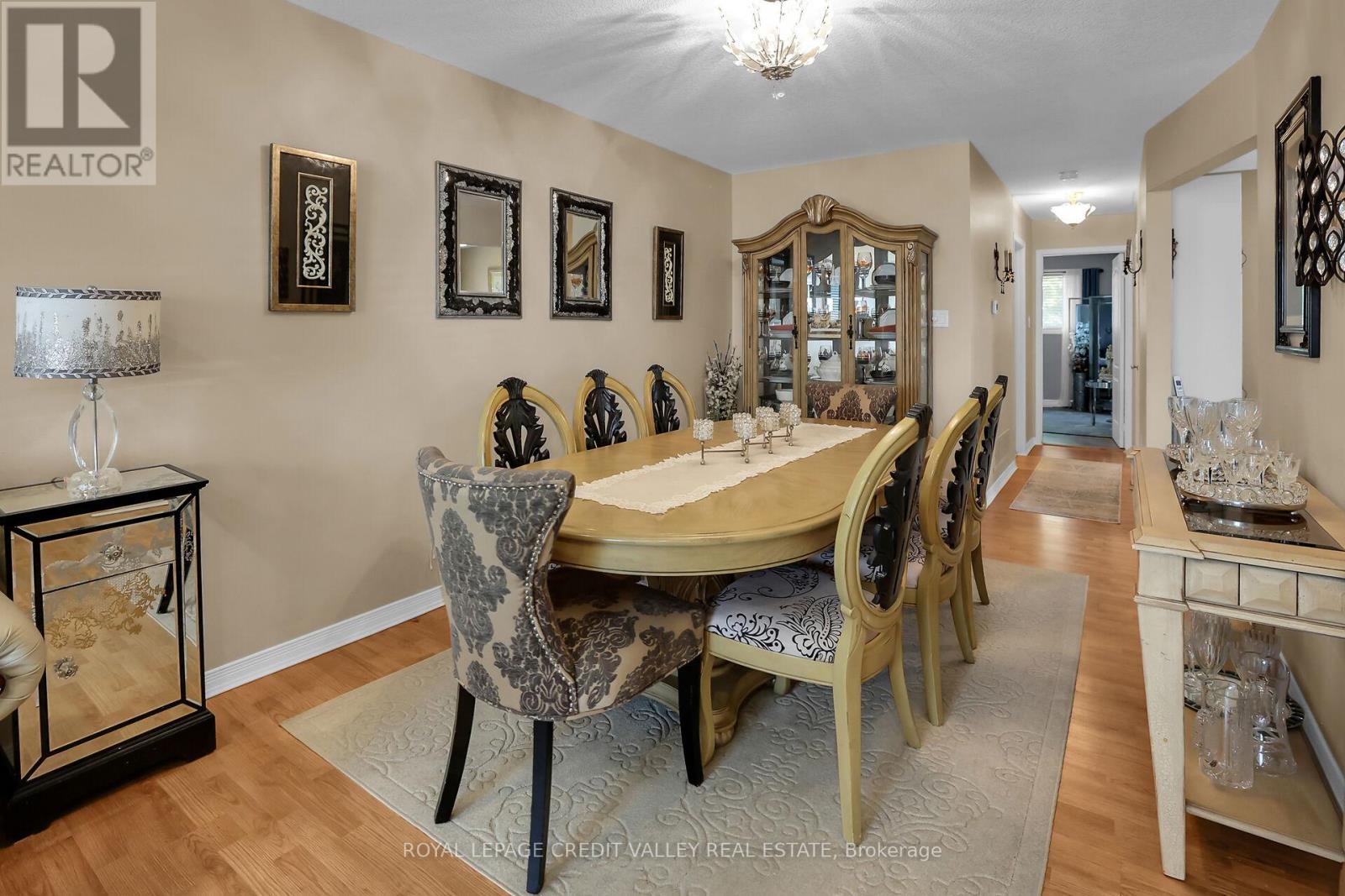 4329 Concord Avenue, Lincoln, Ontario  L0R 1B6 - Photo 10 - X12162535
