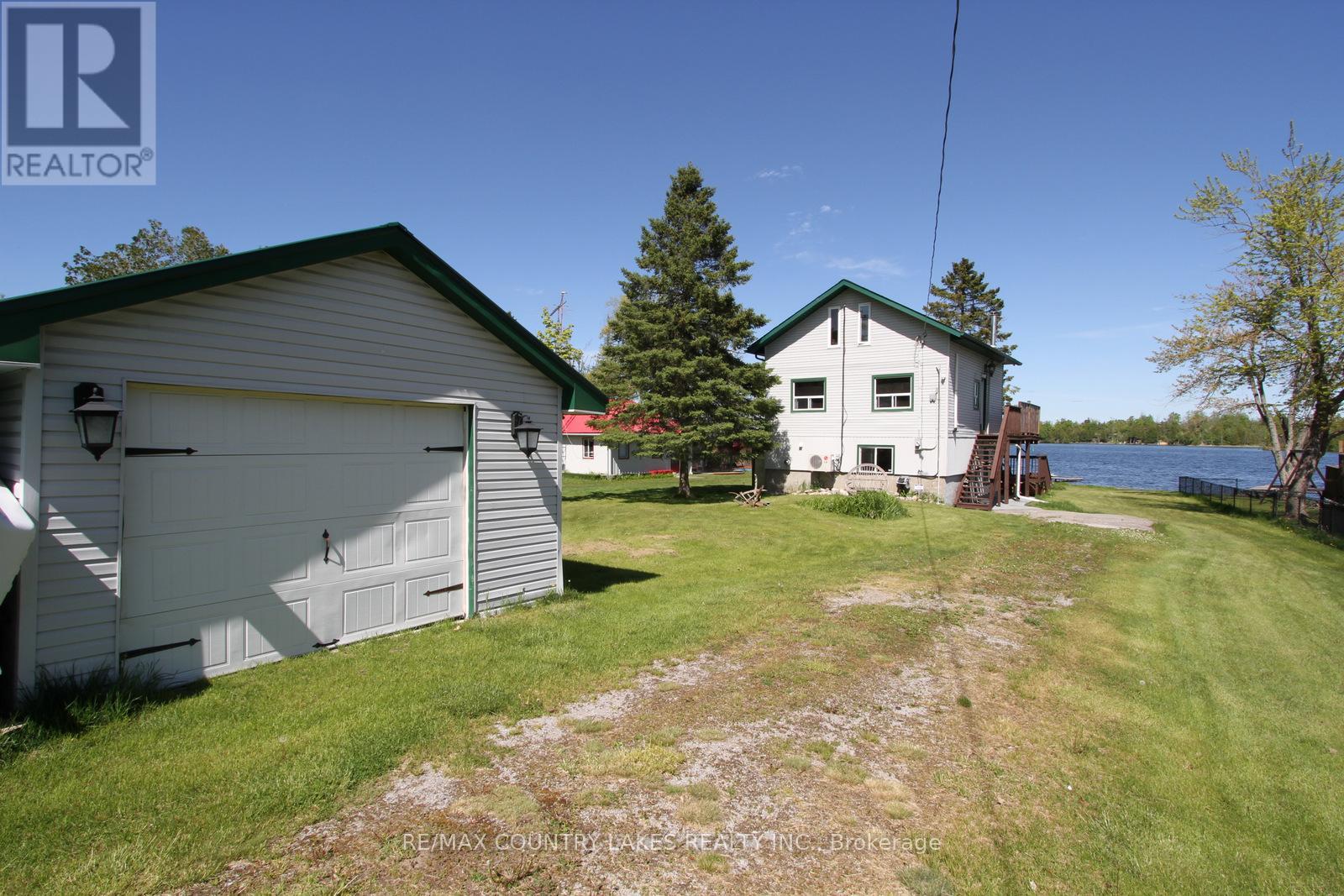 Property at 8 SATURN LANE image 3