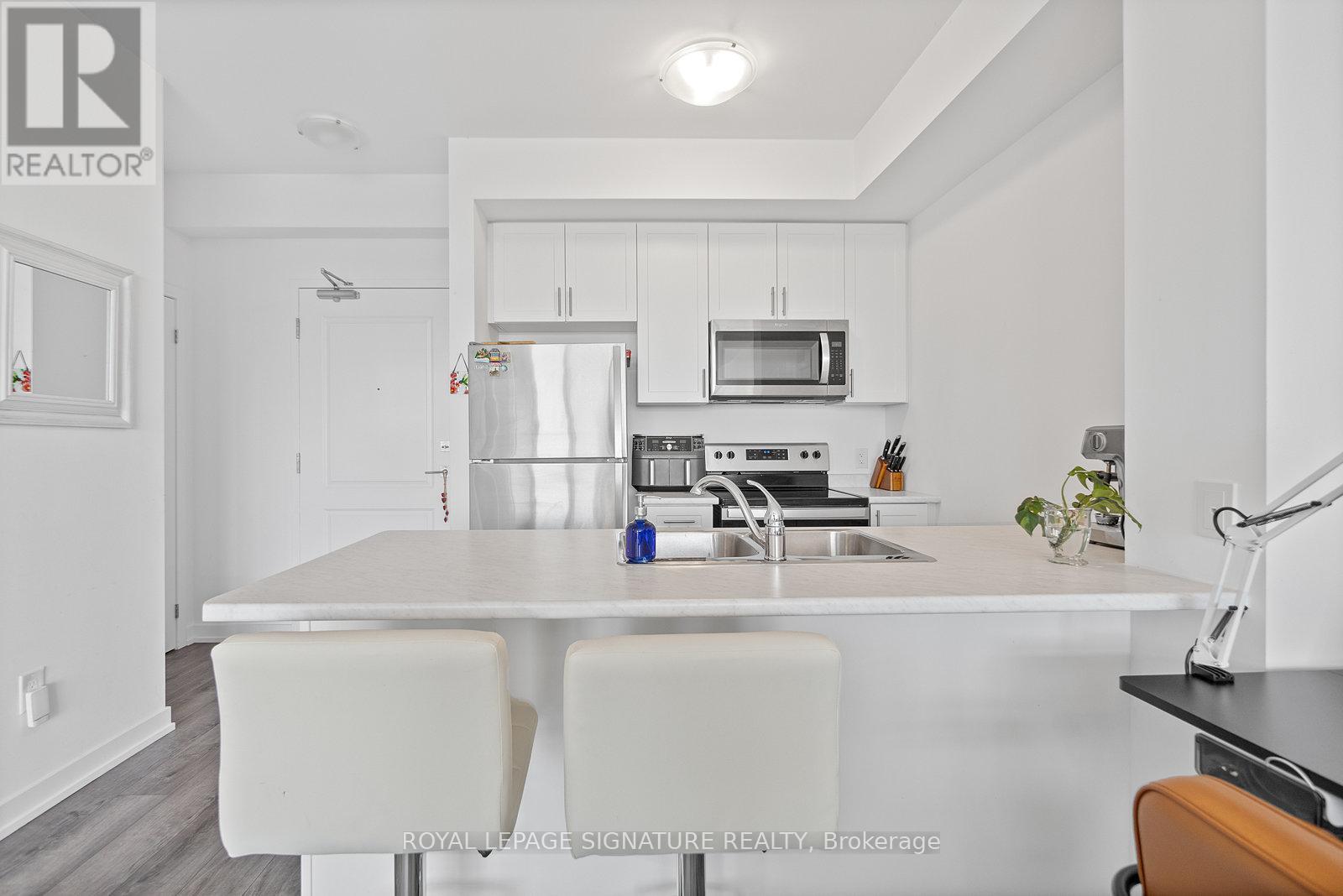 804 - 450 Dundas Street E, Hamilton, Ontario  L8B 1Z2 - Photo 3 - X12162547