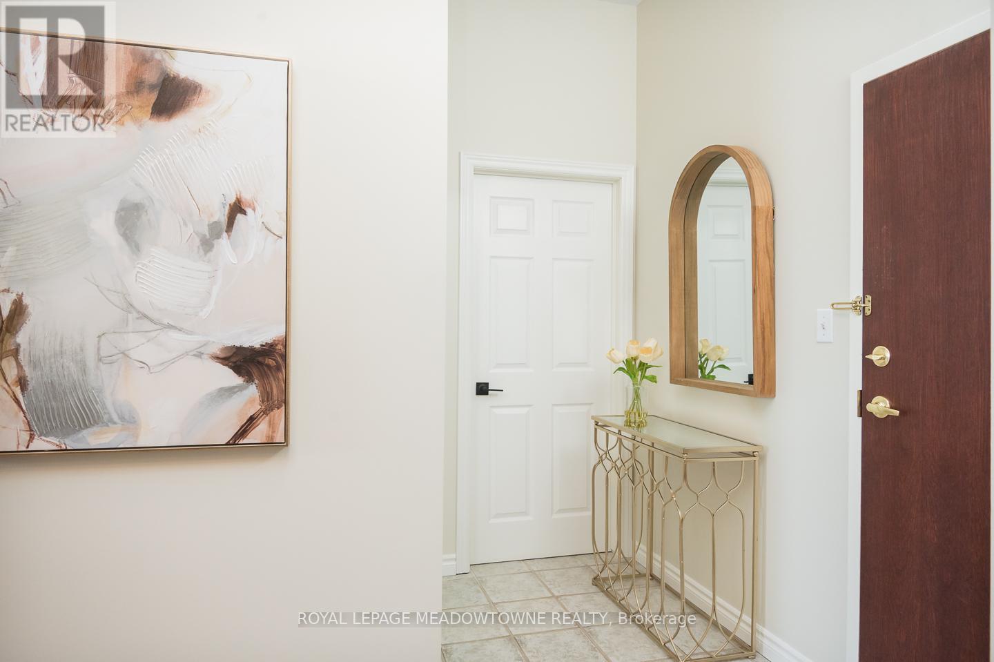 318 - 262 Dundas Street E, Hamilton (Waterdown), Ontario  L8B 1A9 - Photo 8 - X12162658