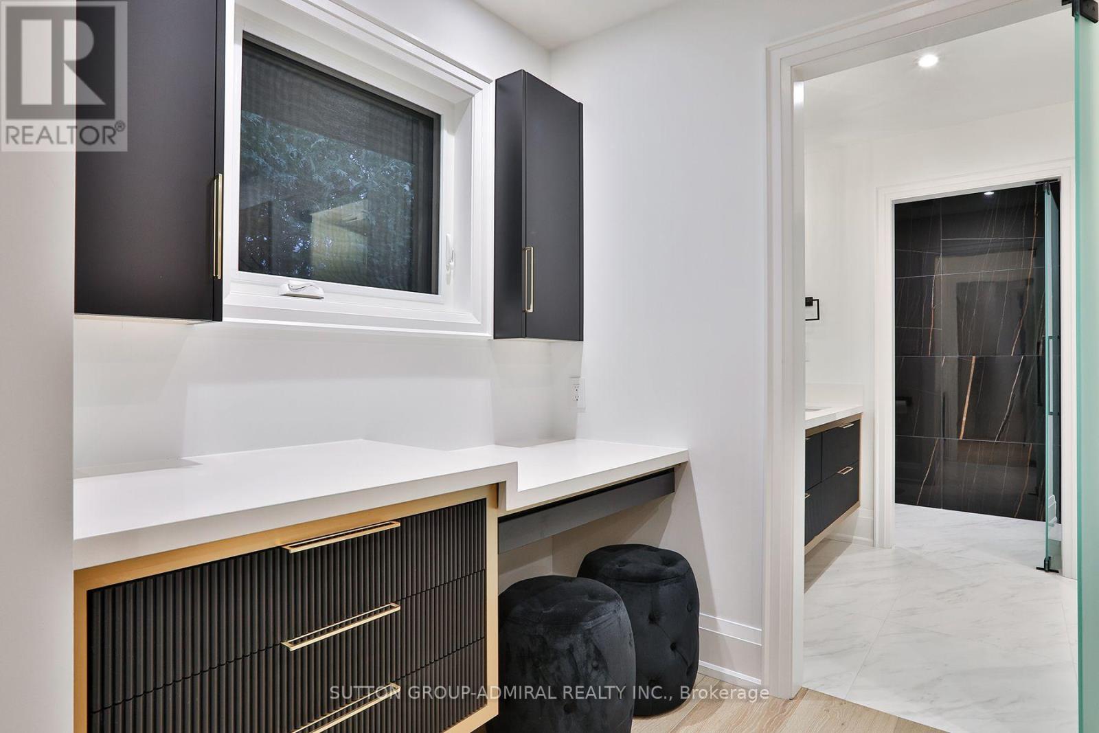 5 Cranleigh Court, Toronto, Ontario  M9A 3Y2 - Photo 24 - W12069066
