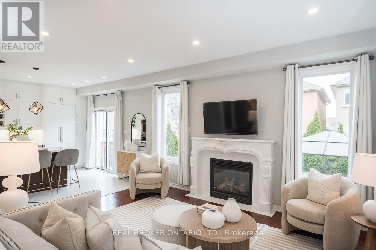 446 Black Drive, Milton, Ontario  L9T 6S1 - Photo 21 - W12159352