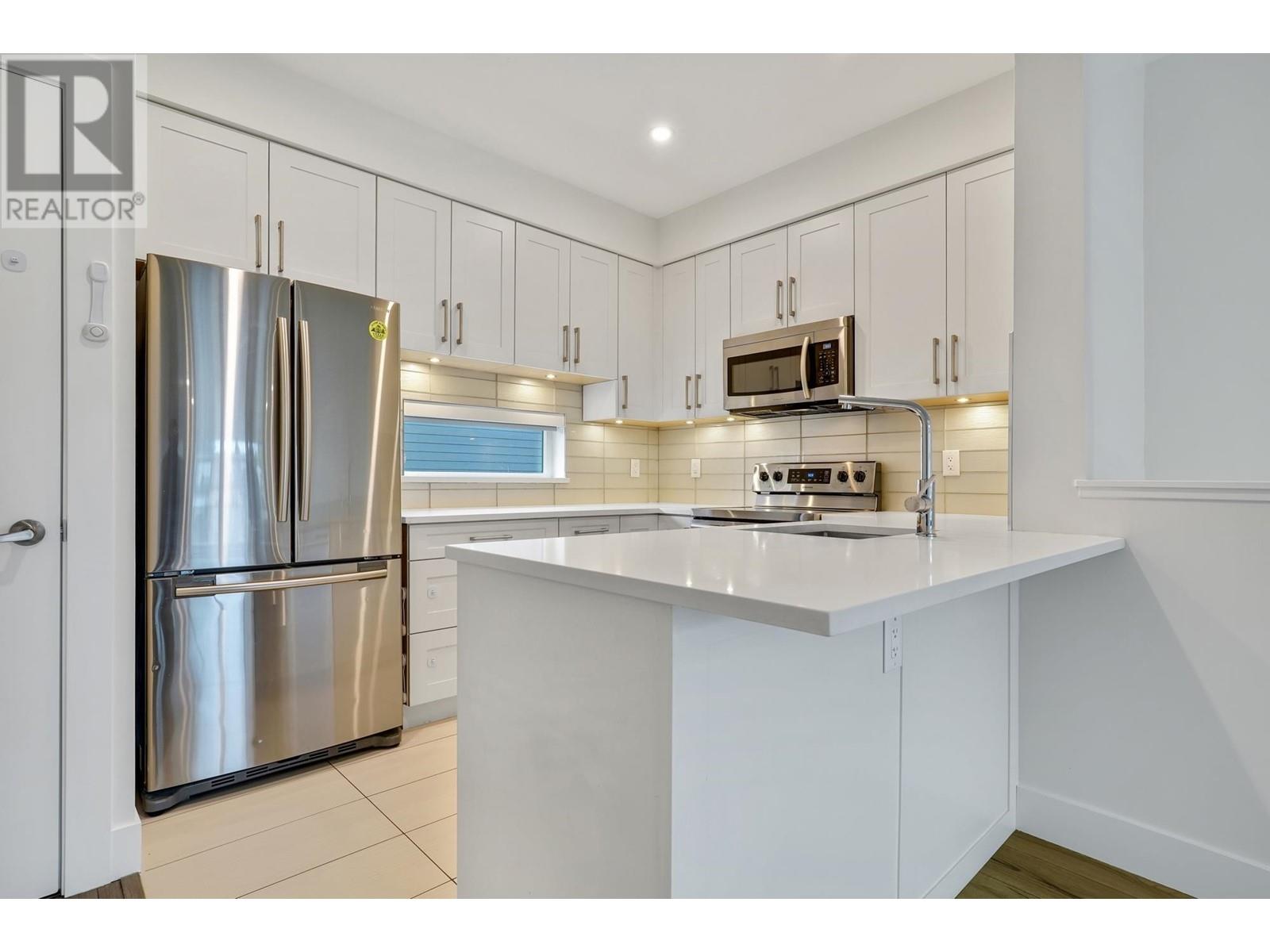 510 218 Carnarvon Street, New Westminster, British Columbia  V3L 1B8 - Photo 2 - R3005211